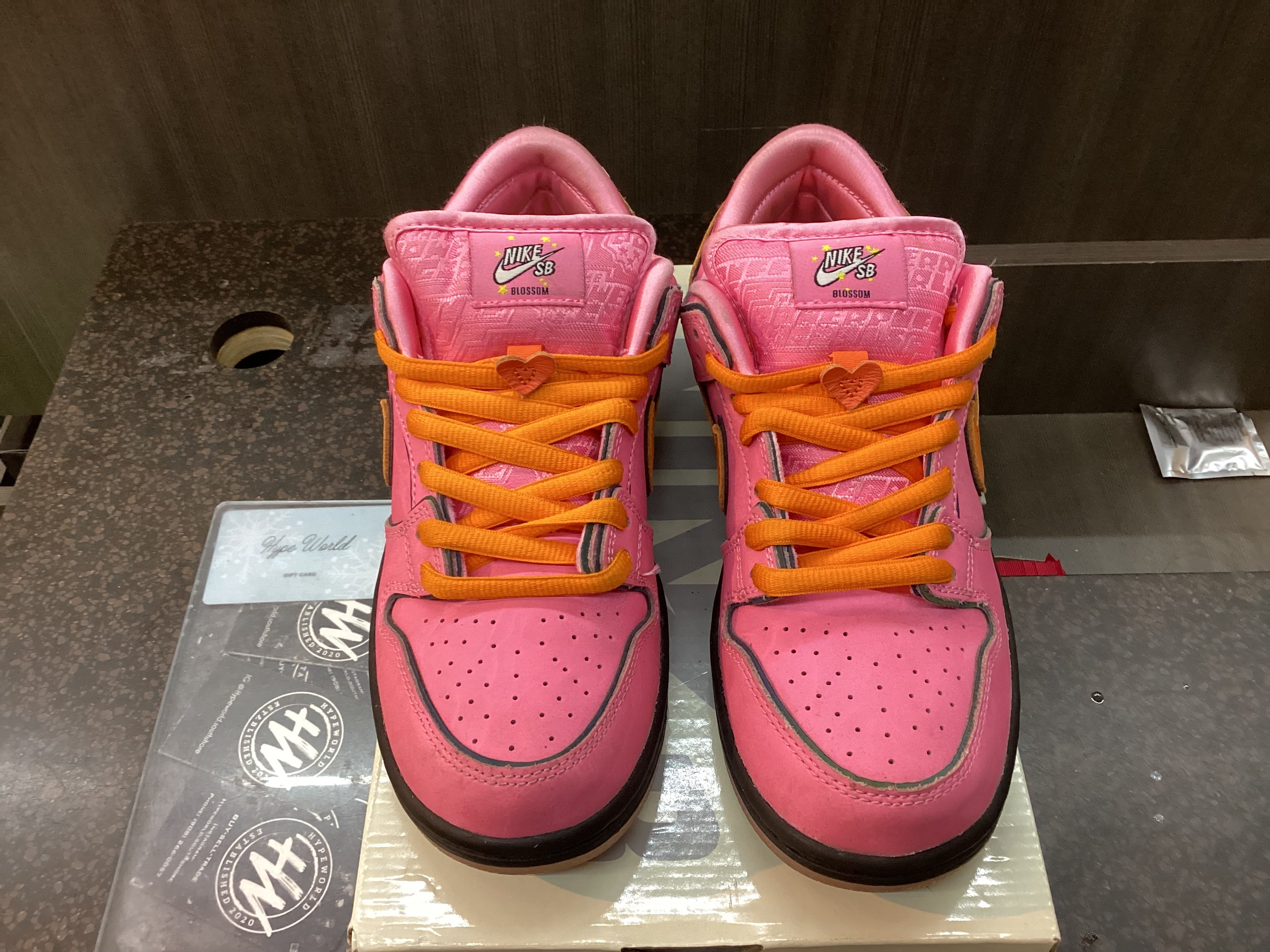Nike Sb Dunk Low PowerPuff Girls “Blossom” Size 6 Pre Owned