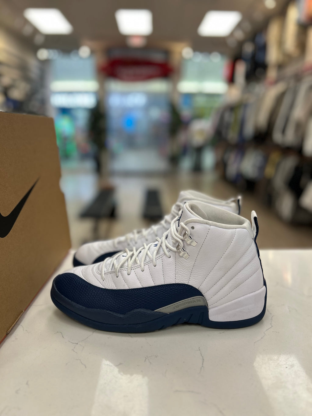 Jordan 12 Retro “French Blue” Preowned Size 10M