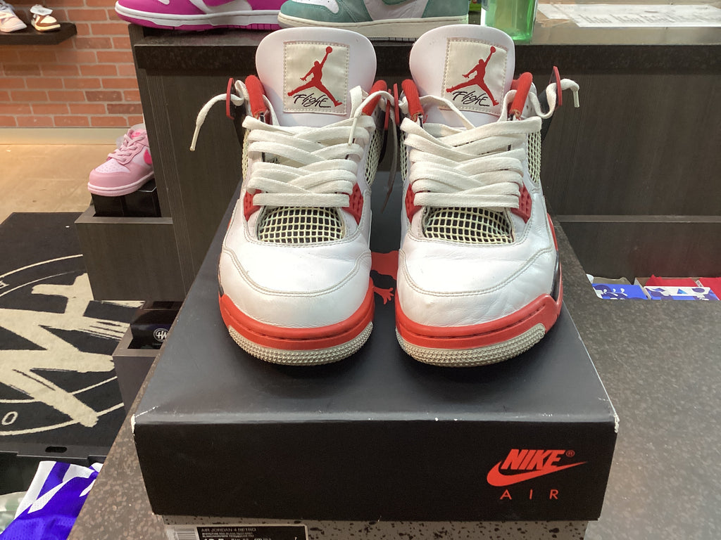 Jordan 4 “Fire Red” Preowned Size 10.5