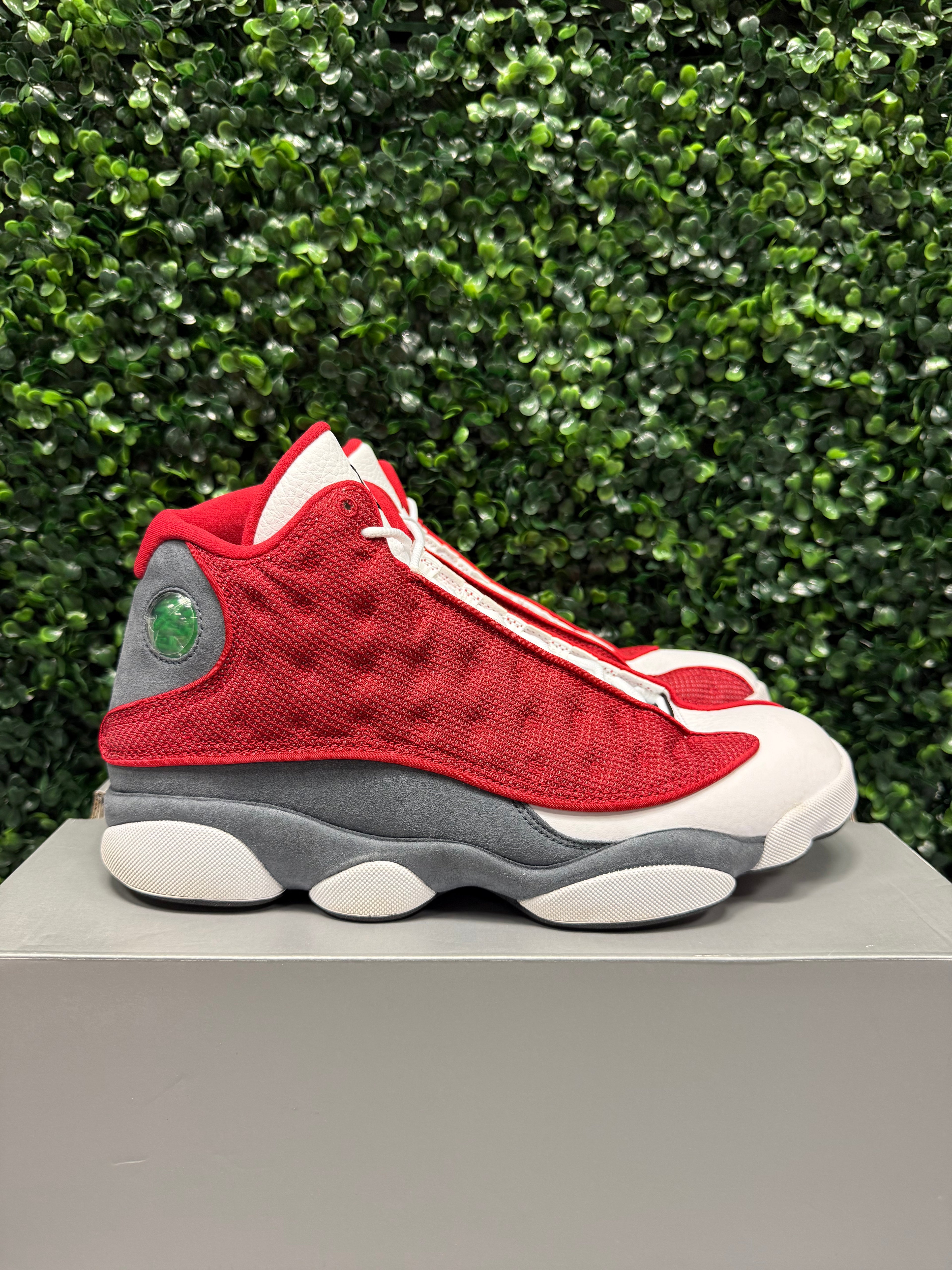 Jordan 13 "Gym Red Flint Grey" Size 10.5 Preowned