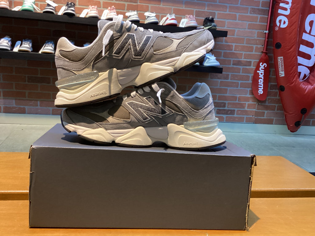 New Balance 9060 (Slate Grey Arid Stone) Preowned