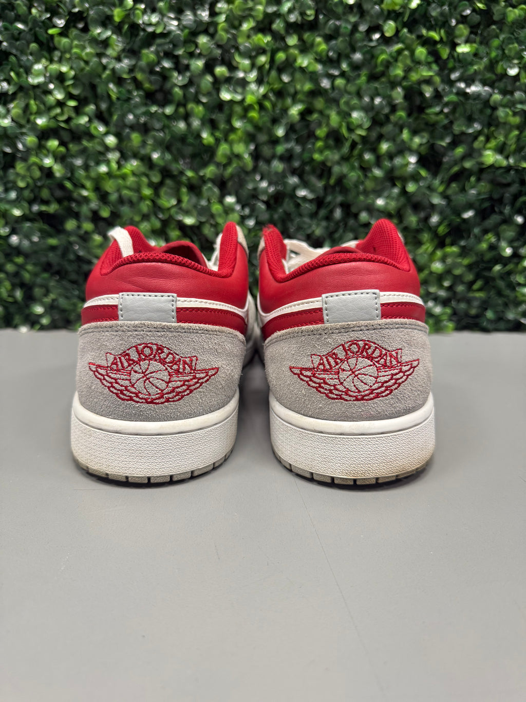 Jordan 1 Low "Gym Red" Size 12 Preowned