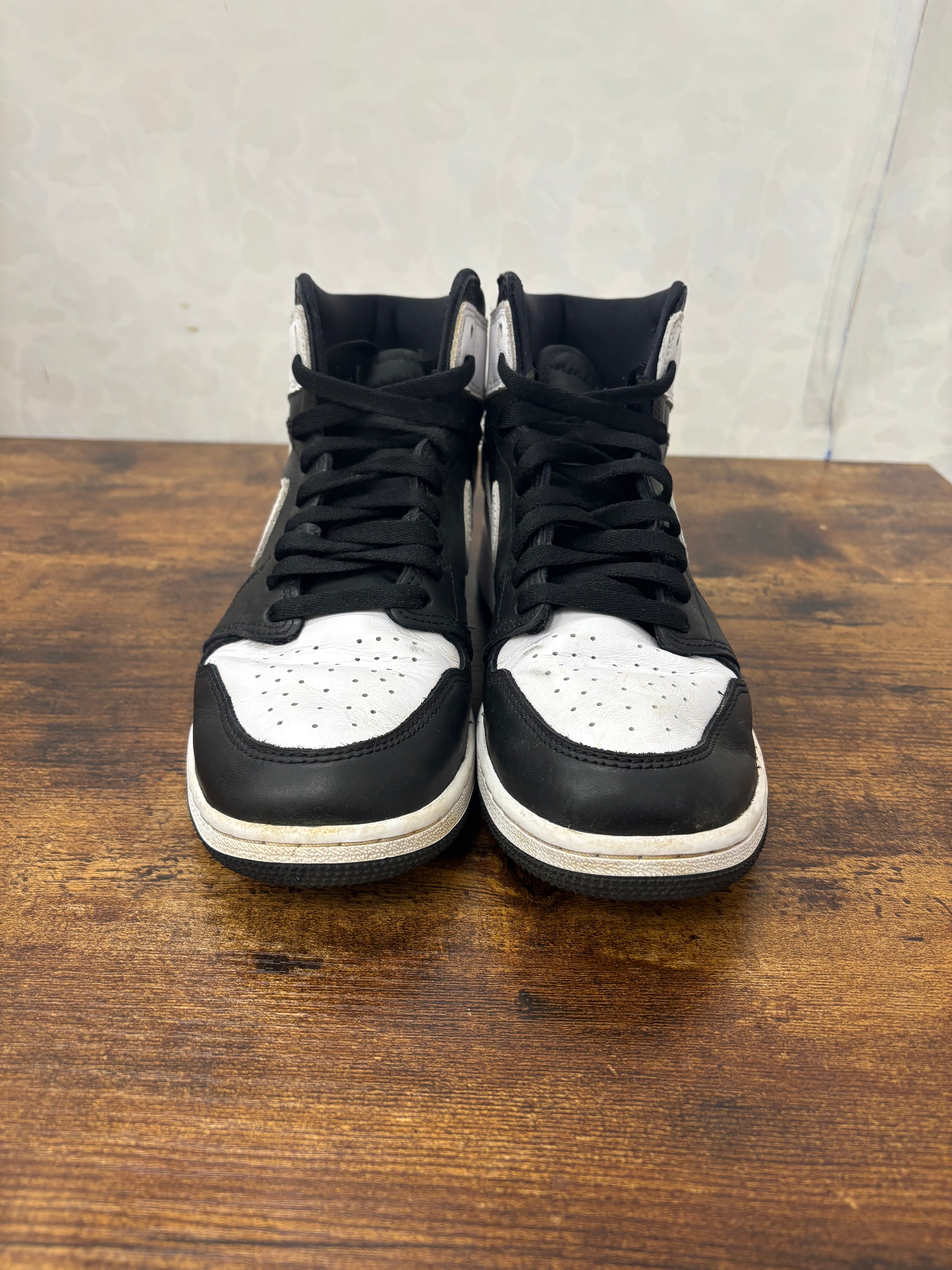 Jordan 1 “Black White” Preowned Size 7Y