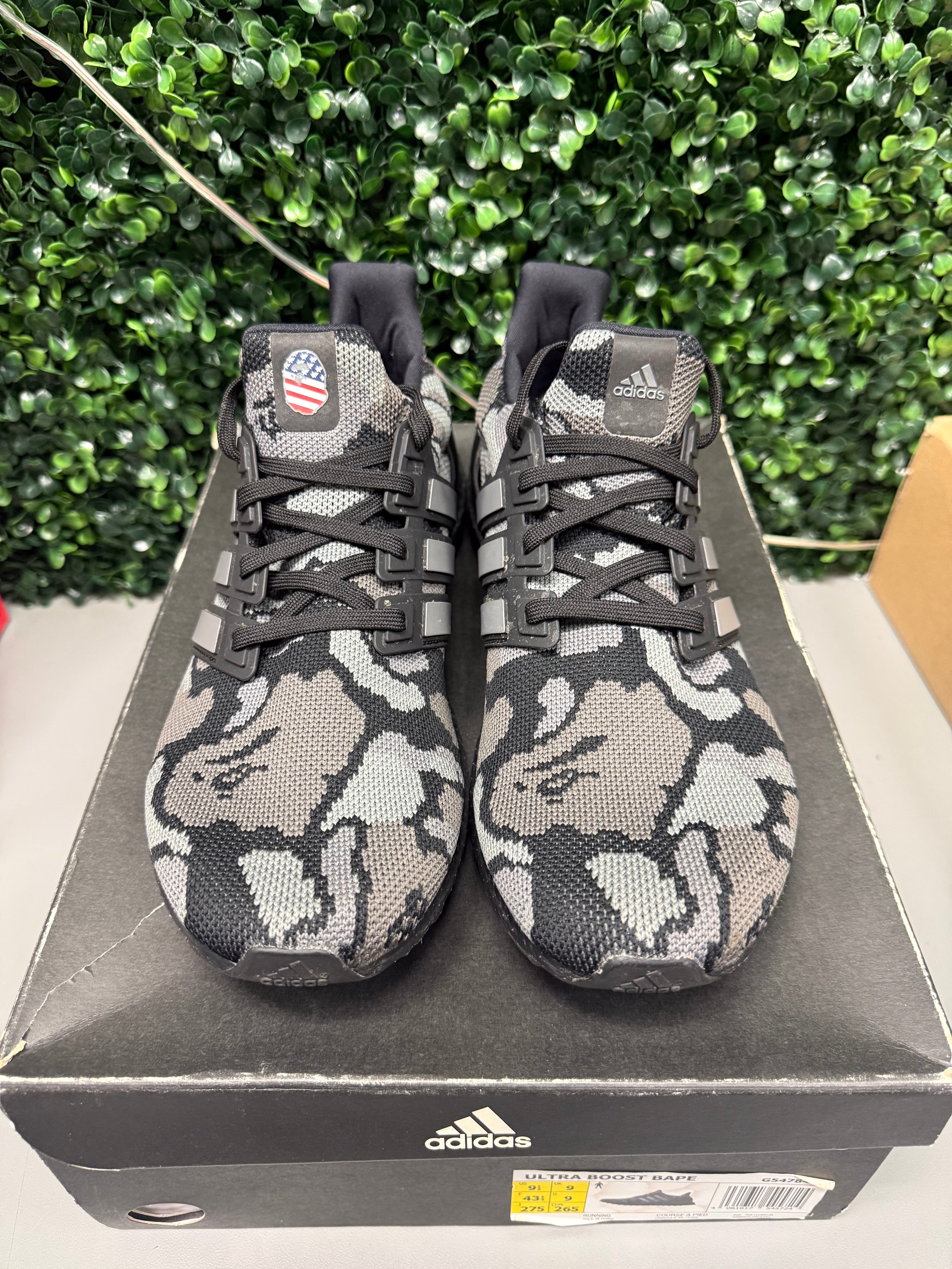 Adidas Ultra Boost 4.0 Bape "Camo Black" Size 9.5 Preowned