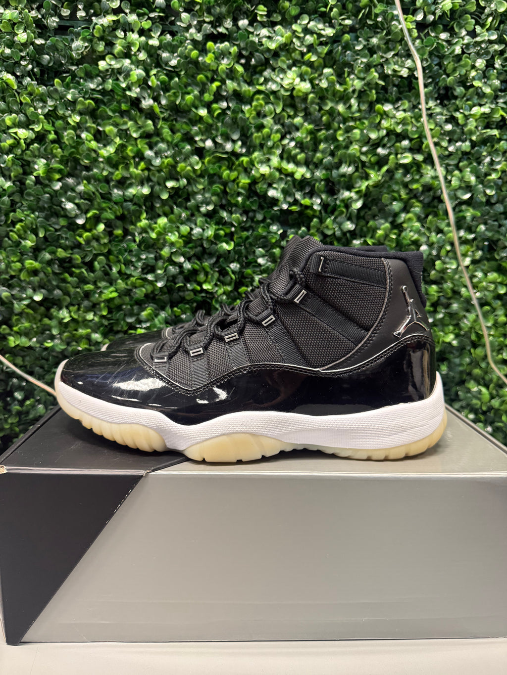 Jordan 11 High "Jubilee” Size 10 Preowned