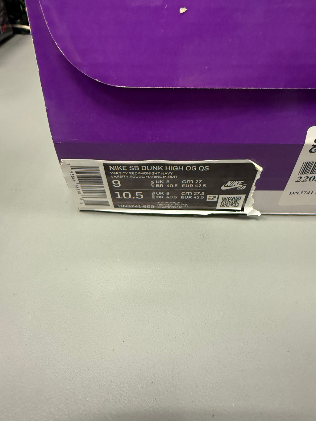 Nike SB Dunk High Supreme "By Any Means Navy "Size 9 Preowned