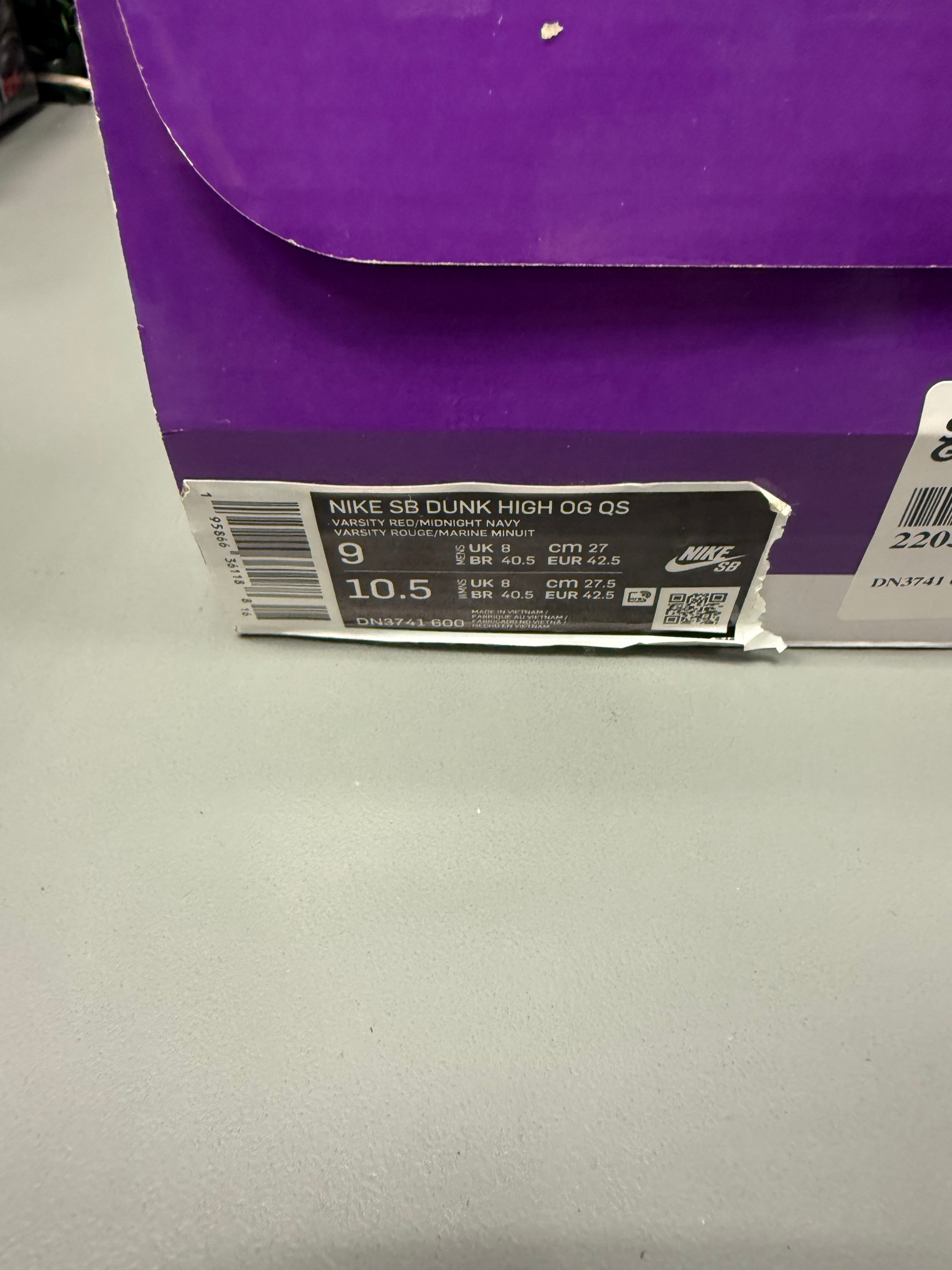 Nike SB Dunk High Supreme "By Any Means Navy "Size 9 Preowned
