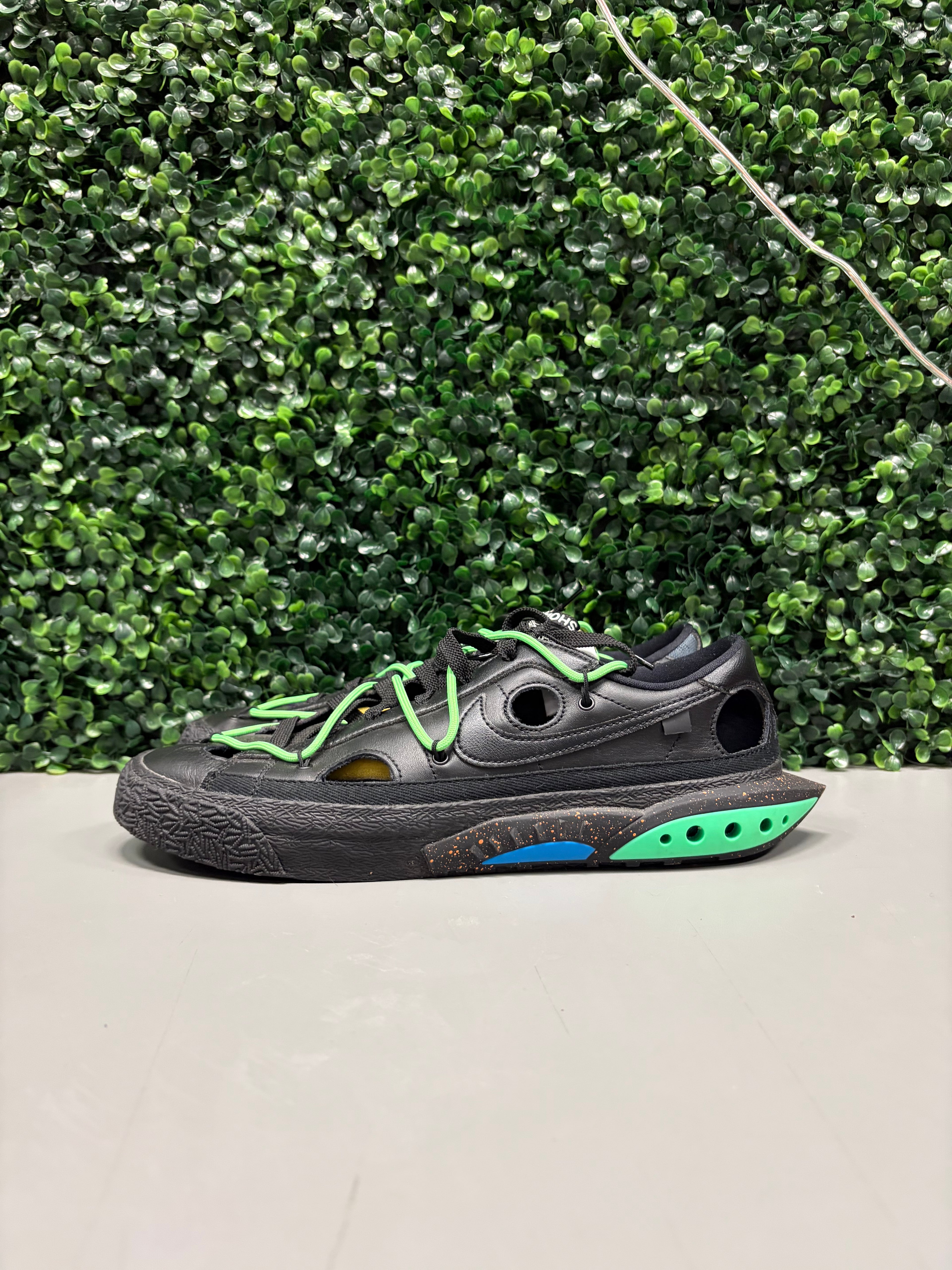 Off White Nike Blazer Low "Electro Green" Size 10.5 Preowned