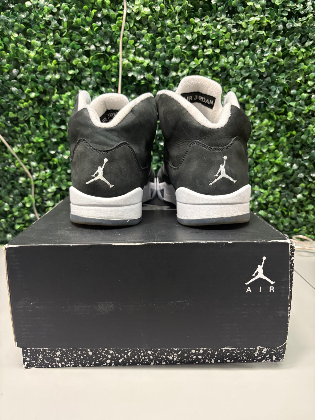 Jordan 5 Retro "Moonlight (2021)" Size 10.5 Preowned