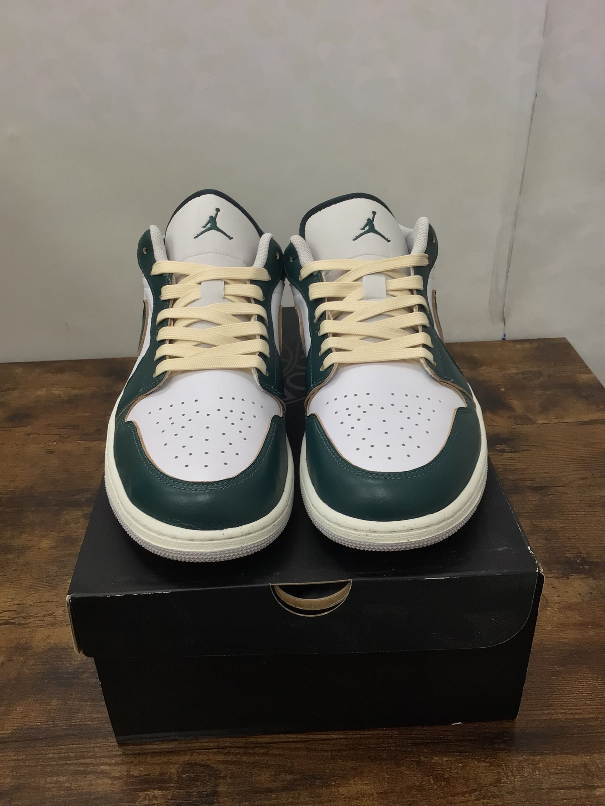 Jordan 1Low SE “Oxidized Green” Size 13 Preowned