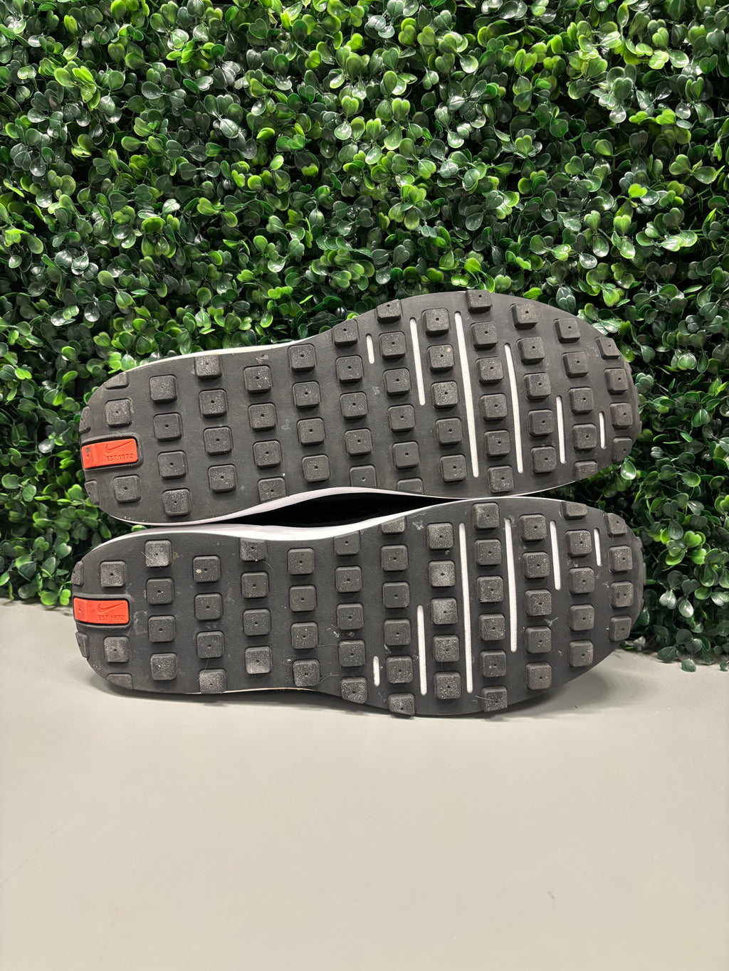 Nike Waffle One "Black White" Size 11 Pre Owned