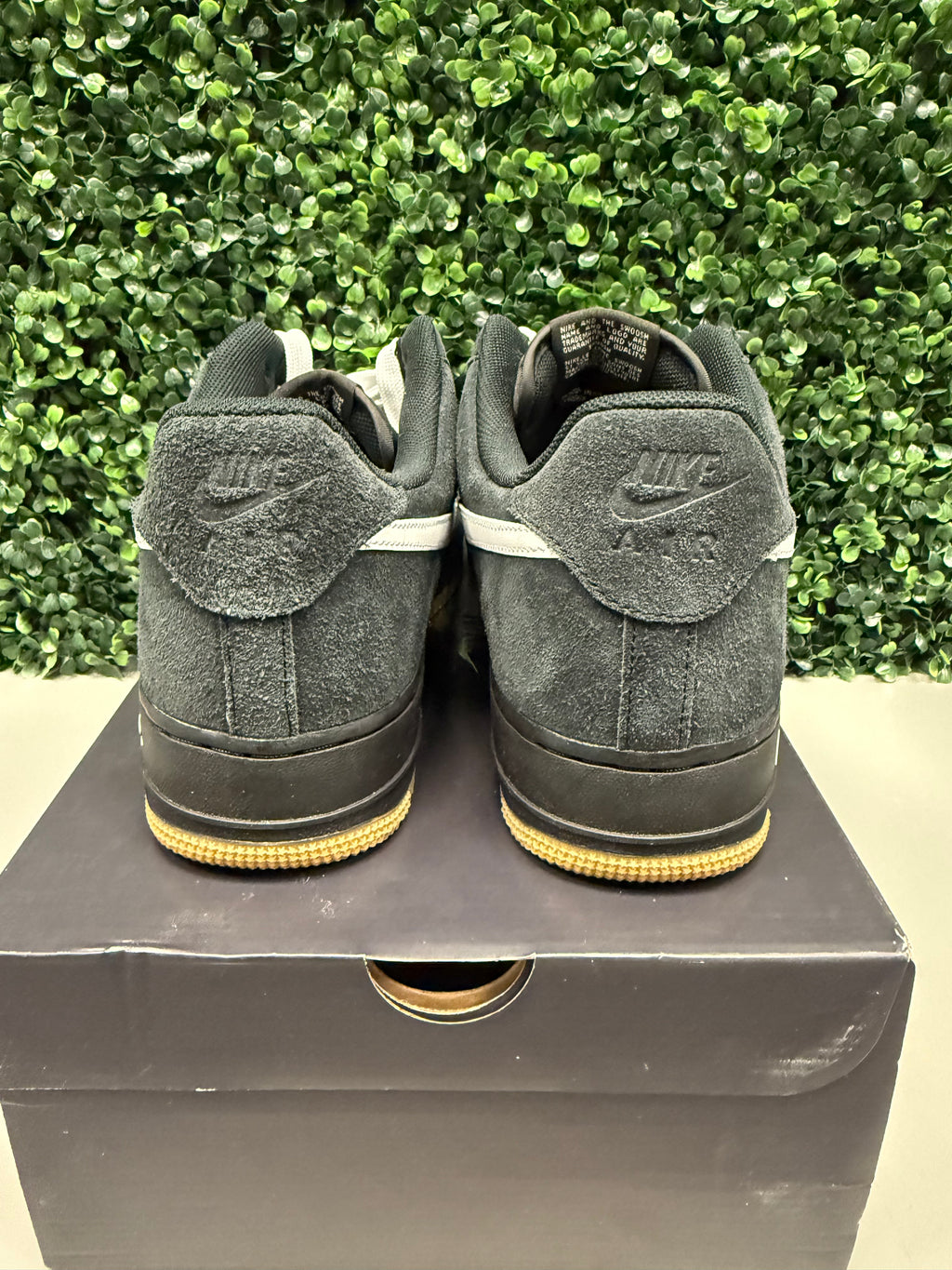 Nike Air Force 1 Low "Black Gum" Size 12 Preowned