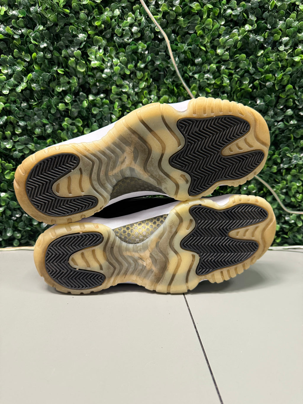 Jordan 11 High "DMP Gratitude" Size 10 Preowned