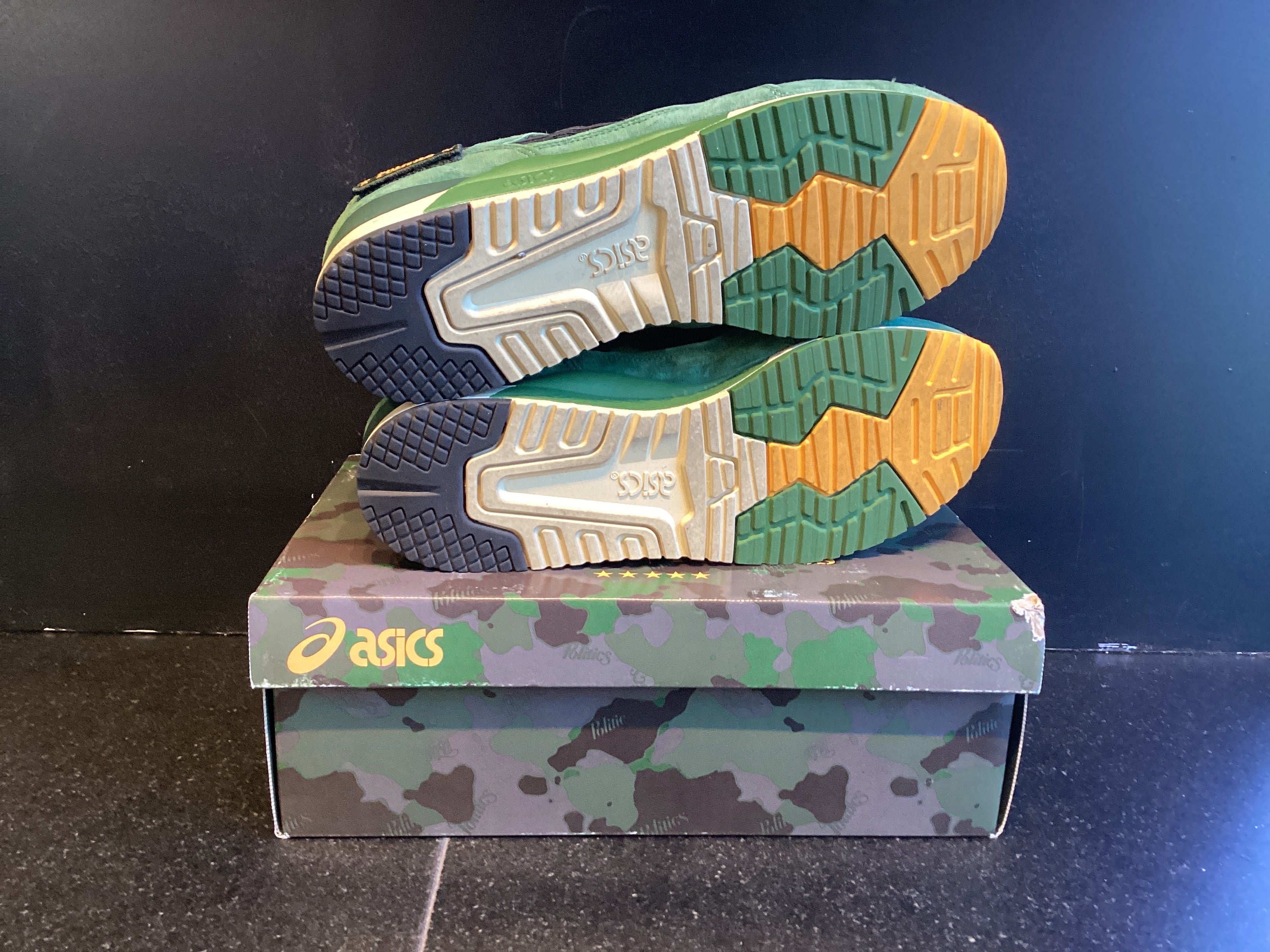 Asics Gel-Lyte III “Always Ready” Preowned Size 11