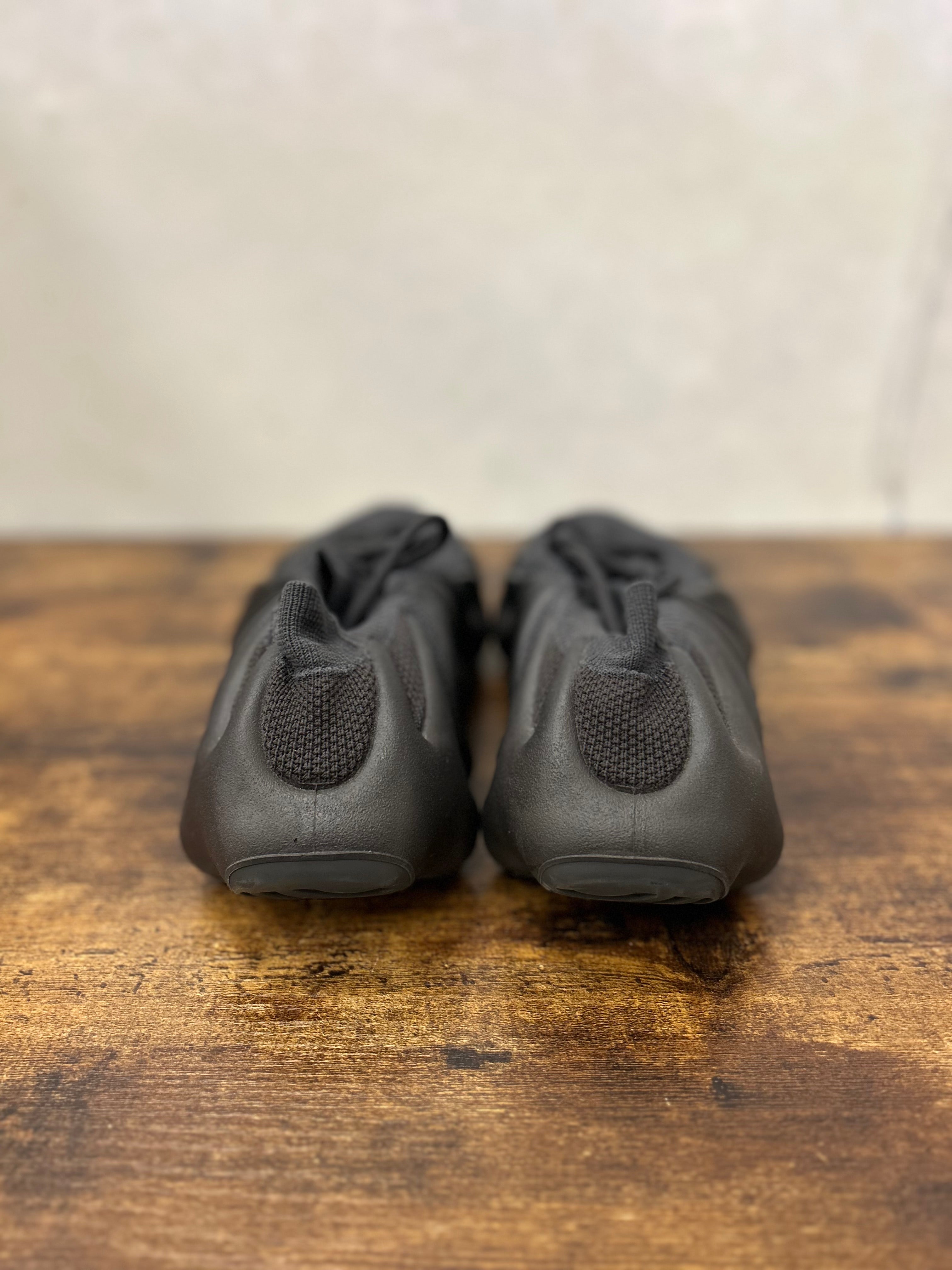 Adidas Yeezy 450 “Utility Black” Preowned Size 11.5M
