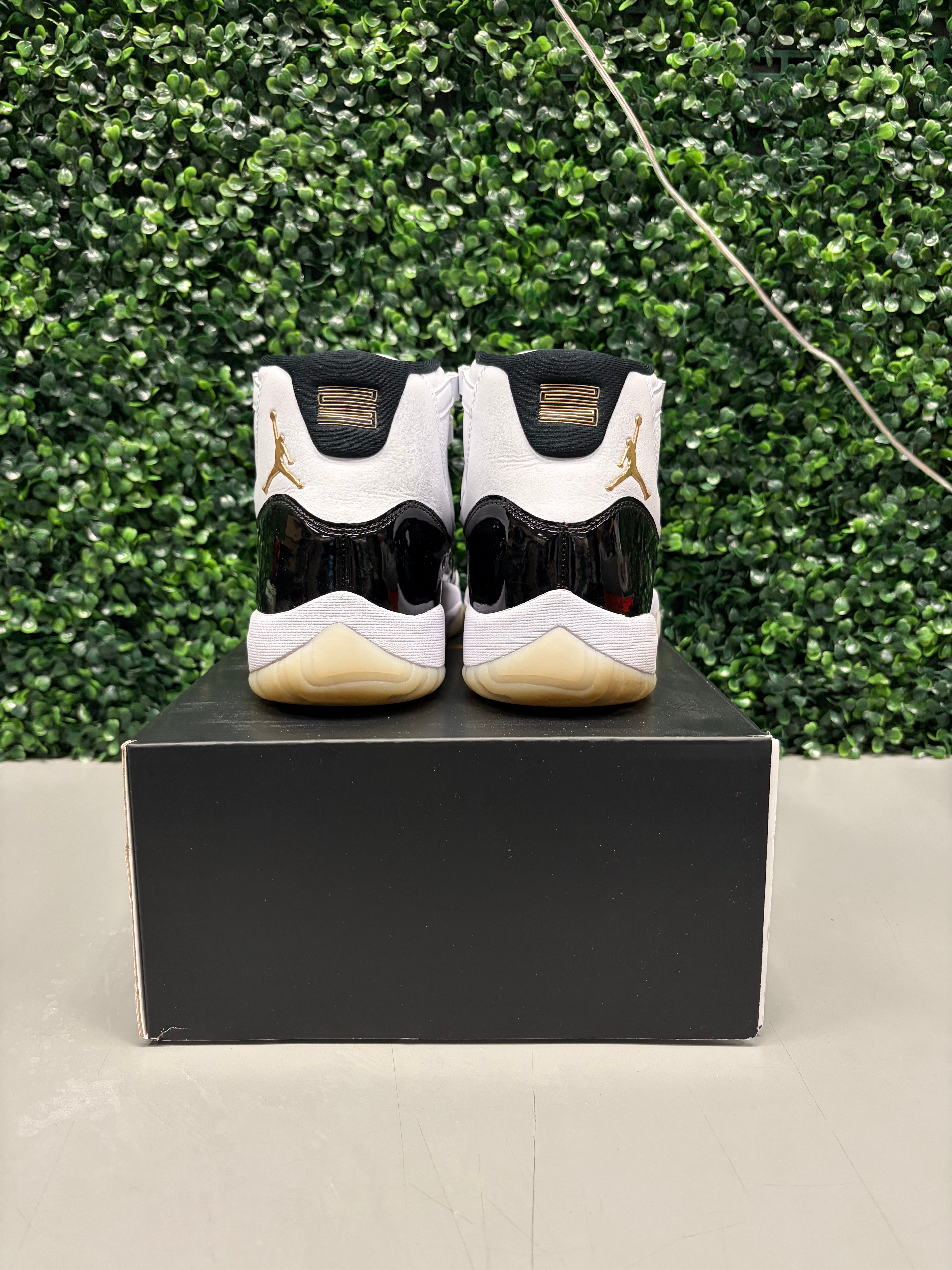Jordan 11 DMP "Gratitude" Size 10.5 Preowned