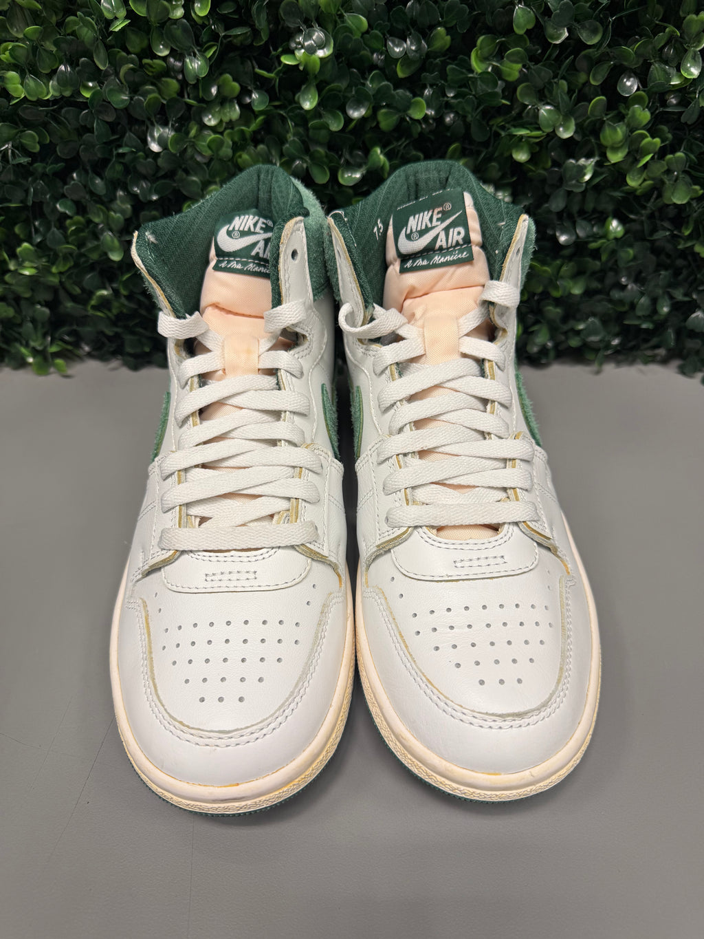 Nike Jordan Air Ship PE SP A Ma Maniére "Green Stone" Size 7.5 Preowned