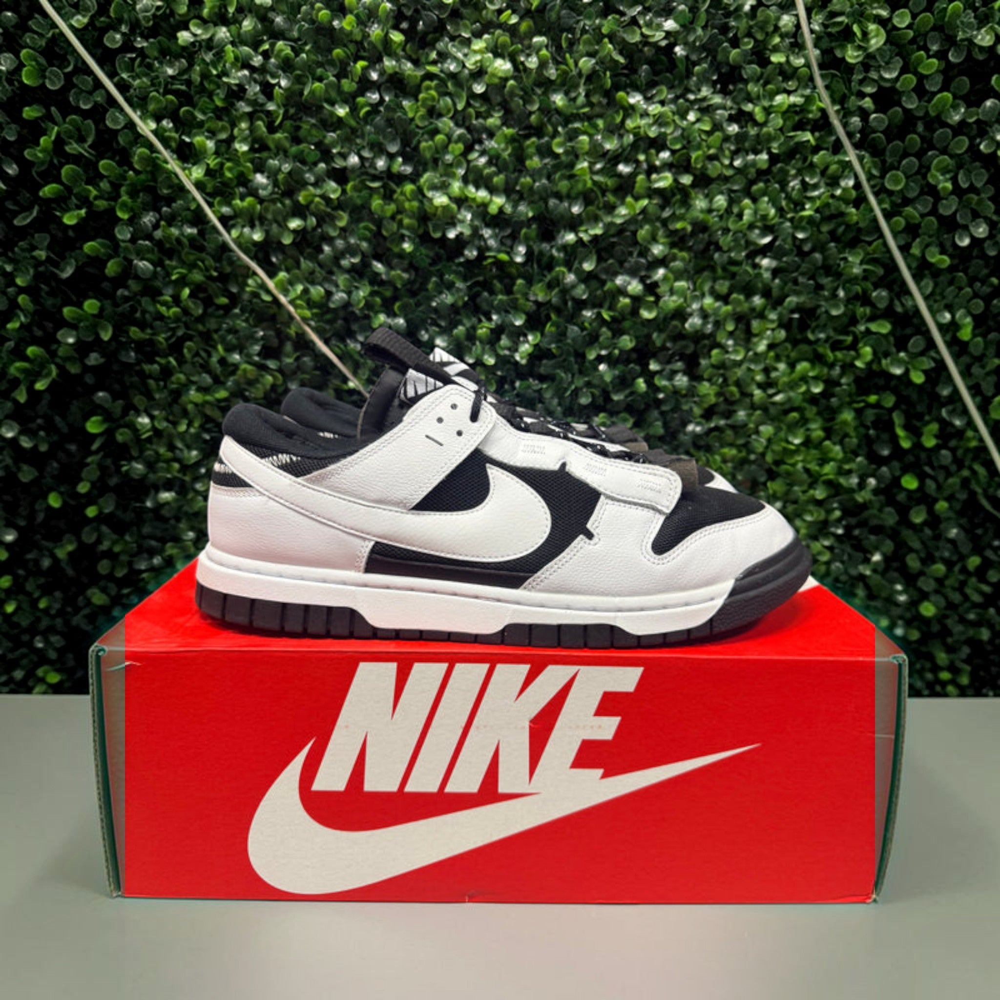 Nike Dunk Low "Jumbo Panda” Size 13 Preowned
