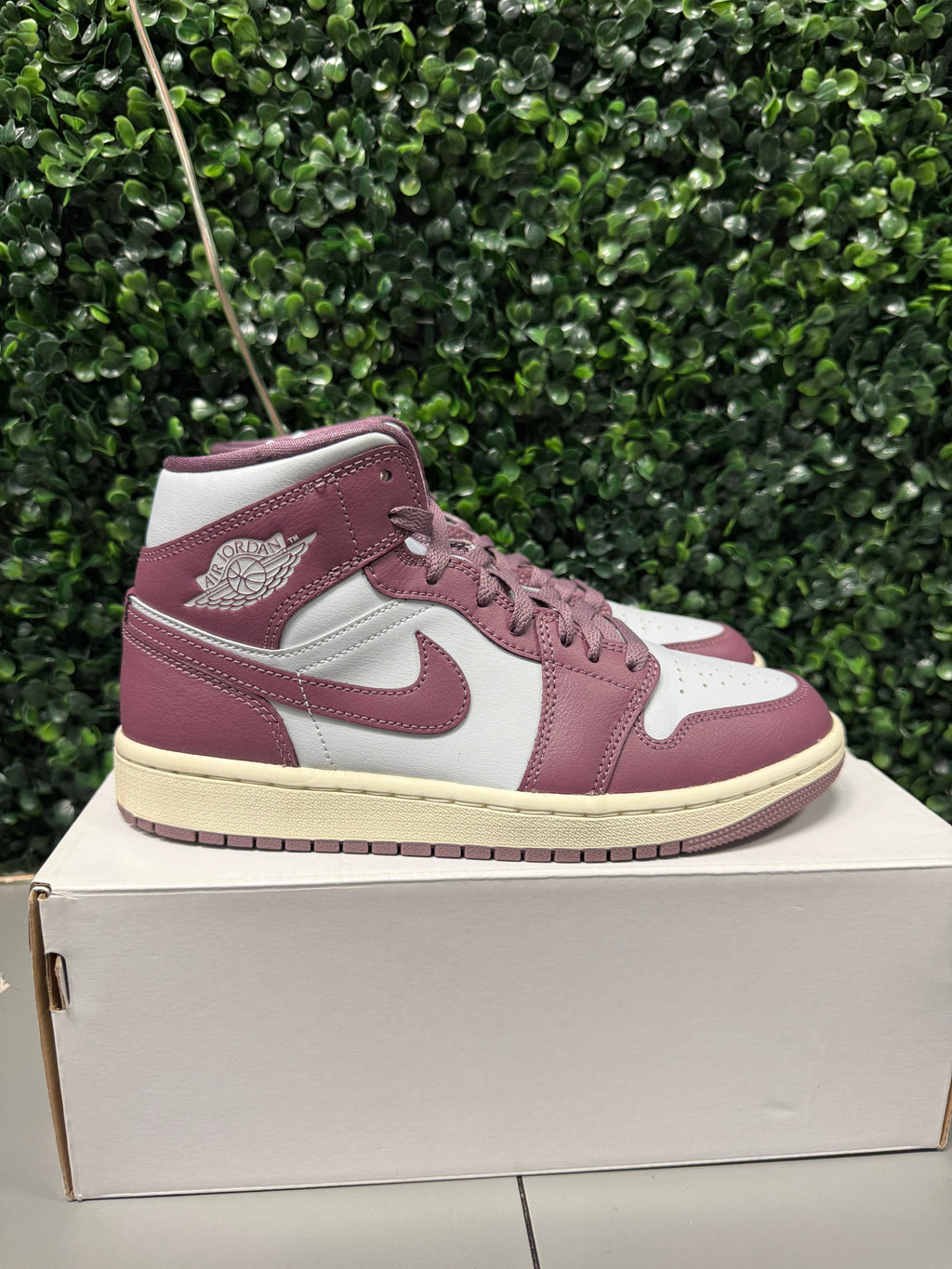 Jordan 1 Mid "Sky J Muave" Size 7.5W Preowned