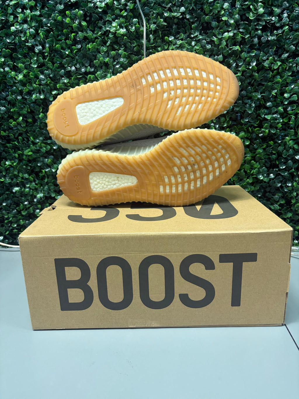 Adidas Yeezy Boost 350 V2 "Sesame" Size 11.5 Preowned