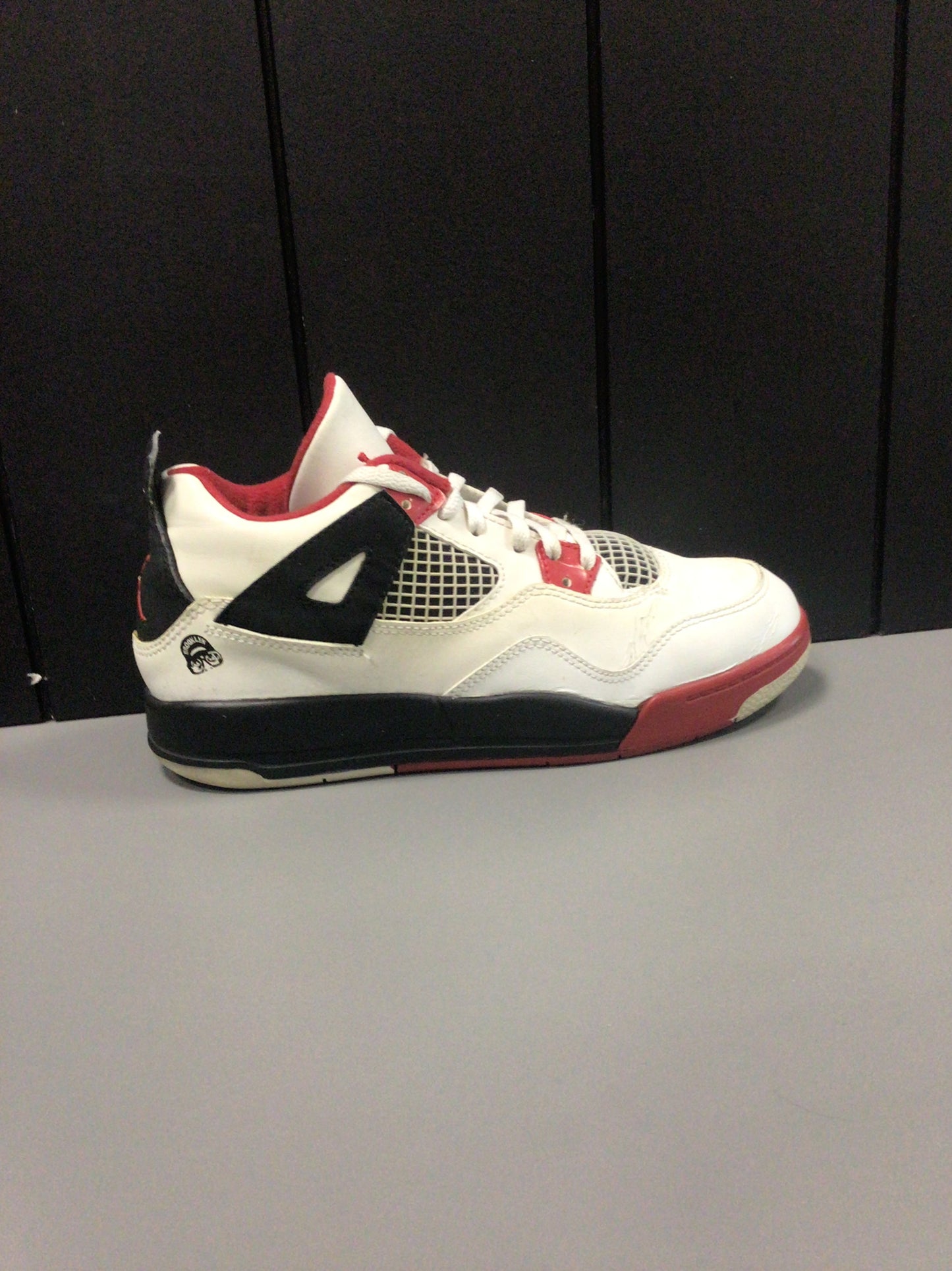 Jordan 4 “Mars Blackmon” Size 3Y Preowned