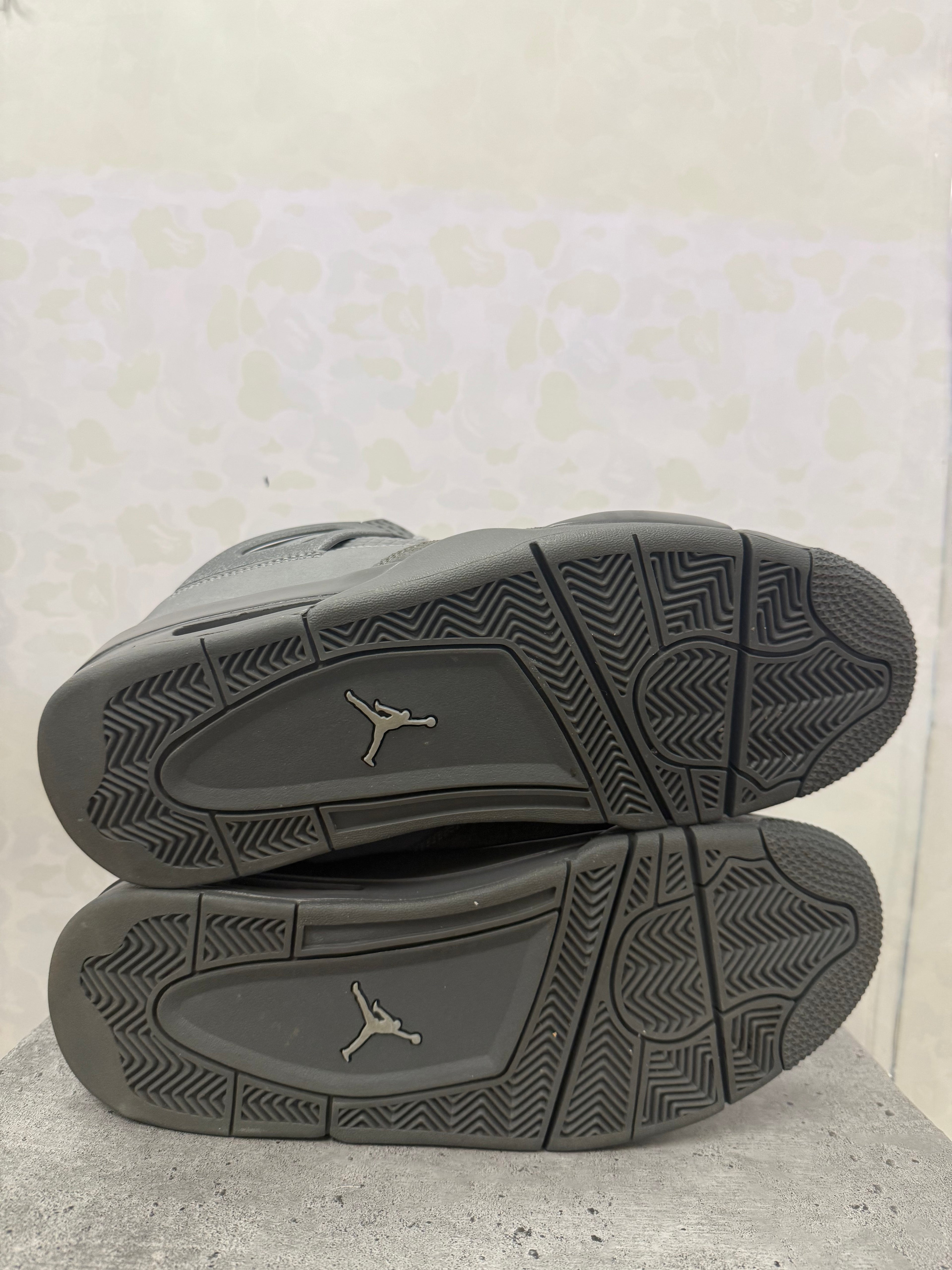 Jordan 4 “Paris Olympics Wet Cement” Size 10 Preowned