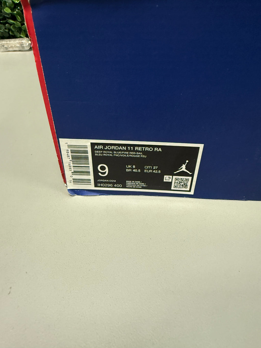Jordan 11 Retro "Rare Air" Size 9 Preowned