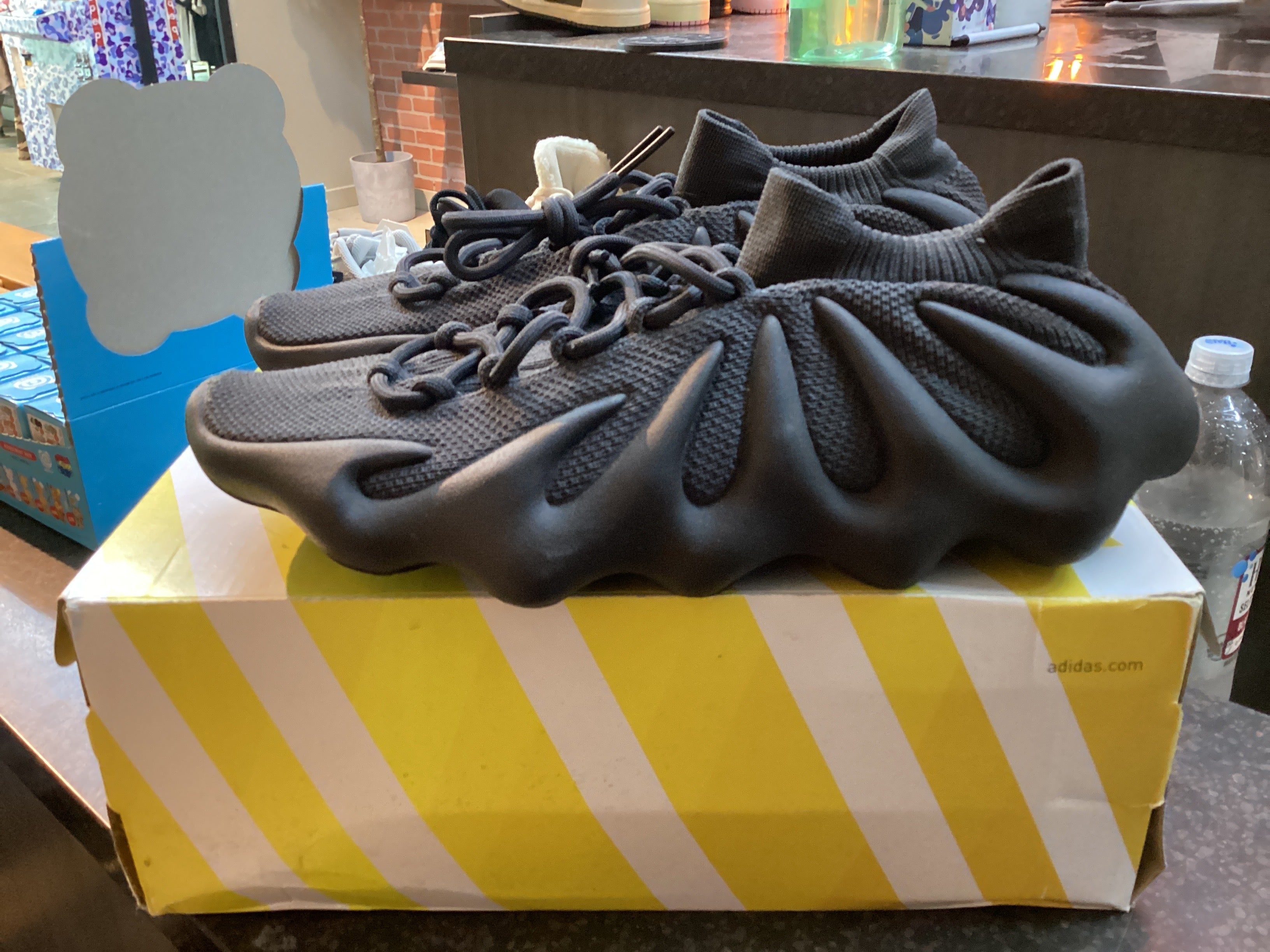 Yeezy 450 “Utility Black” Preowned Size 11 Rep Box