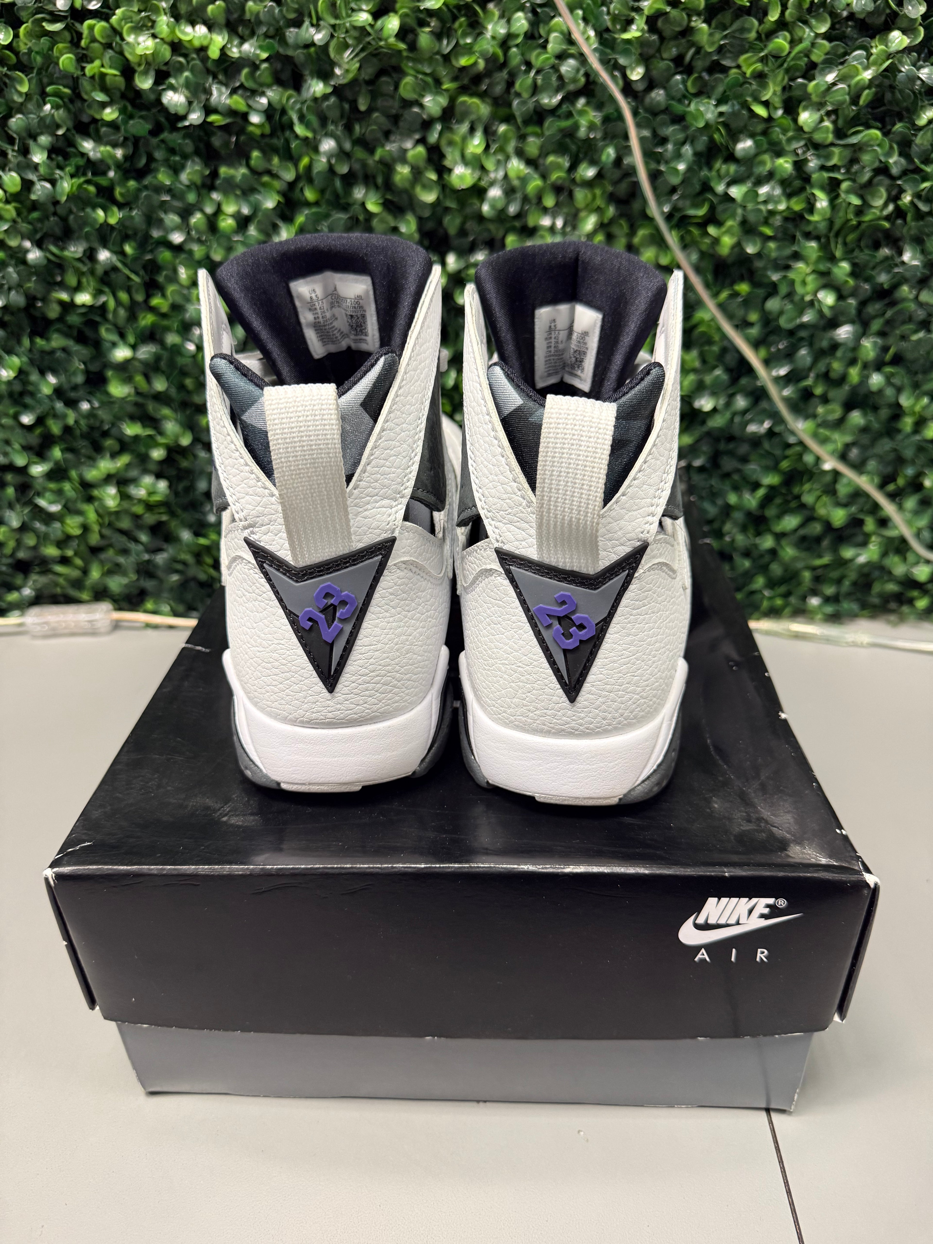 Jordan 7 Retro "Flint" Size 8.5 Preowned