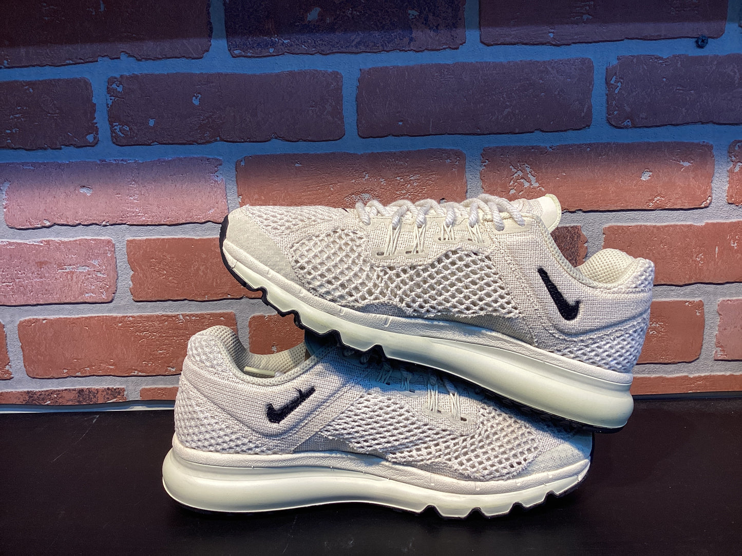 Nike stussy air max 2013 size 8.5 pre owned *no box*