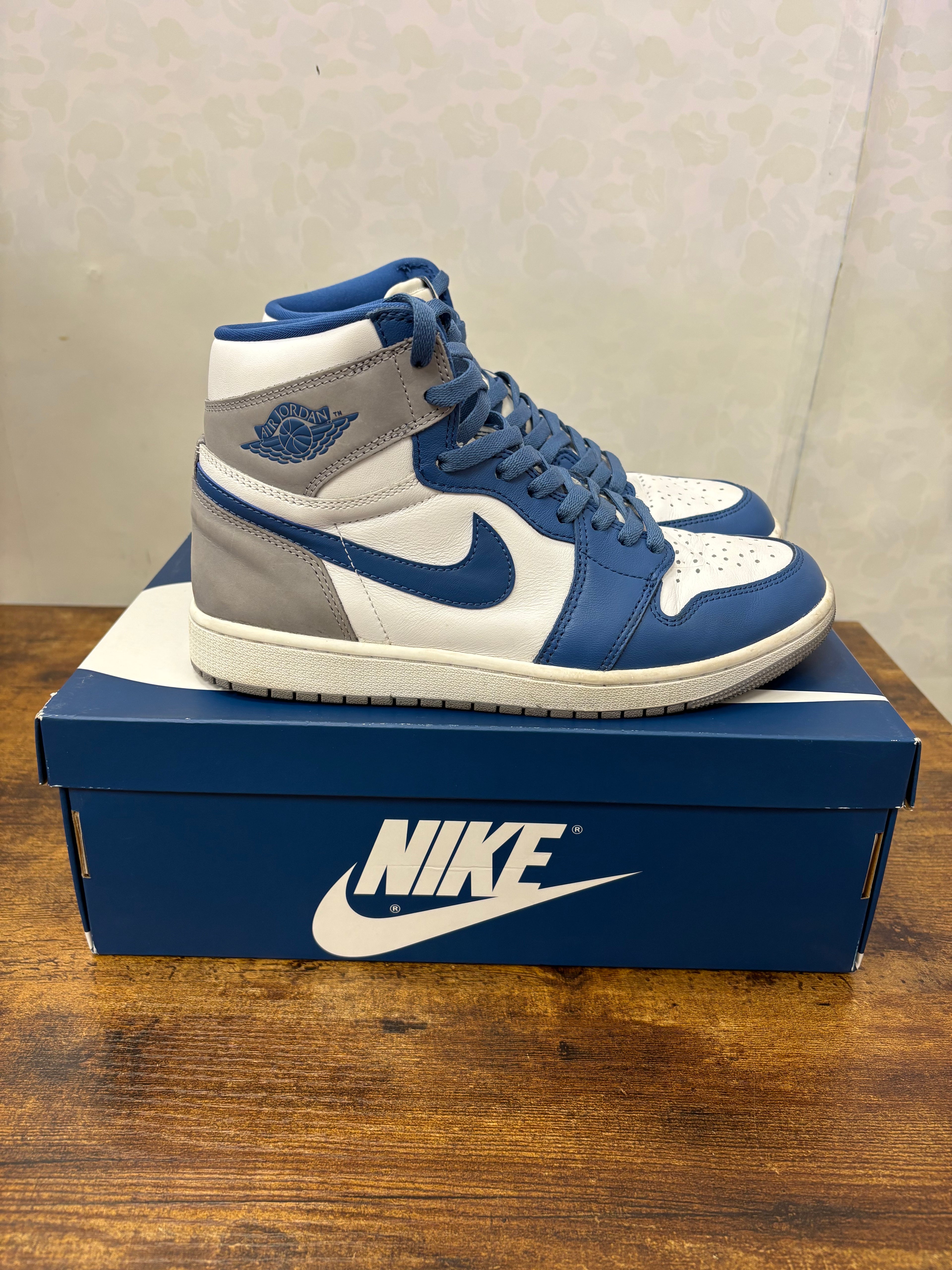 Jordan 1 “True Blue” Preowned Size 9