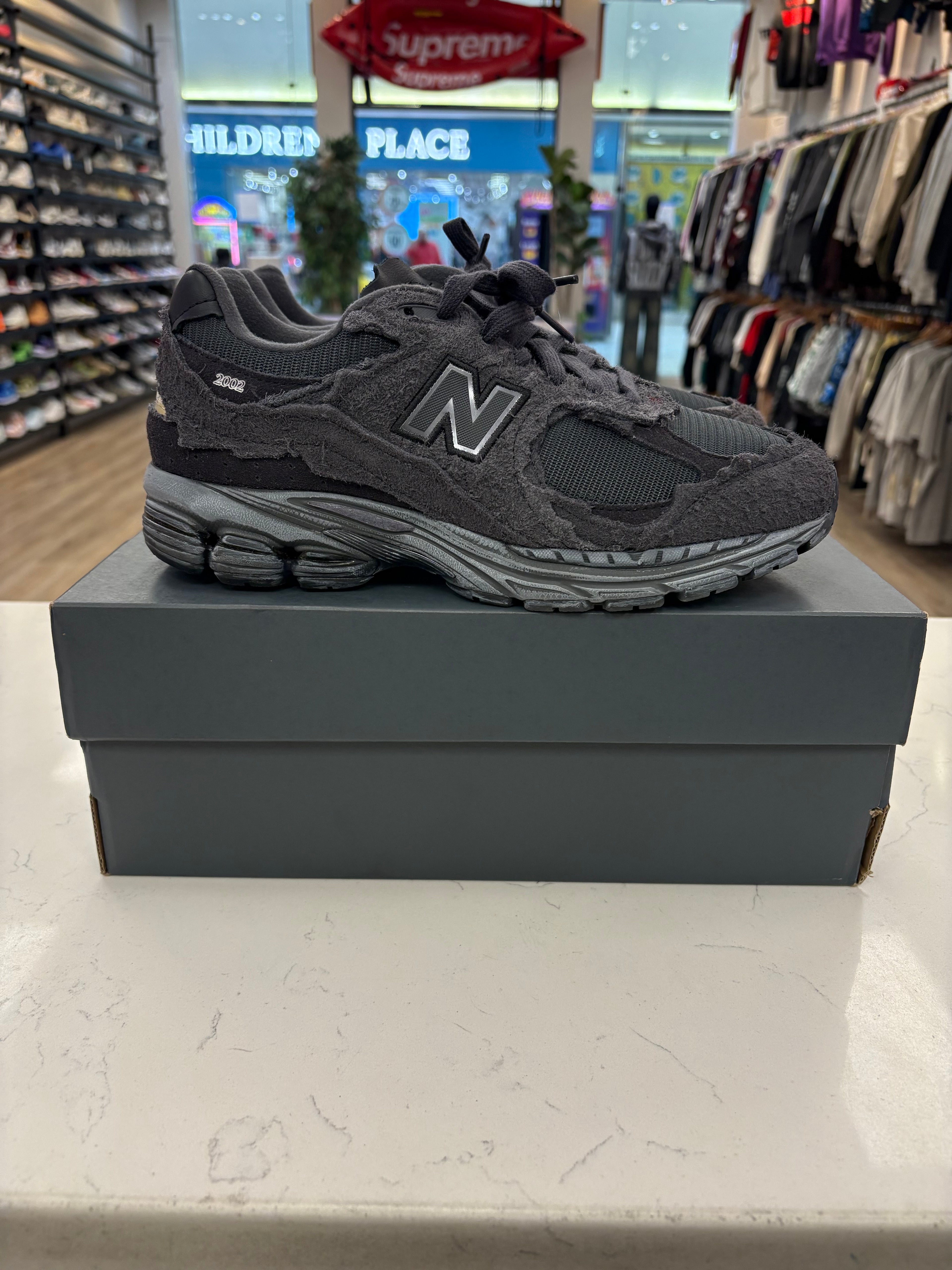 New Balance 2002R “PP Phantom” Preowned Size 8.5