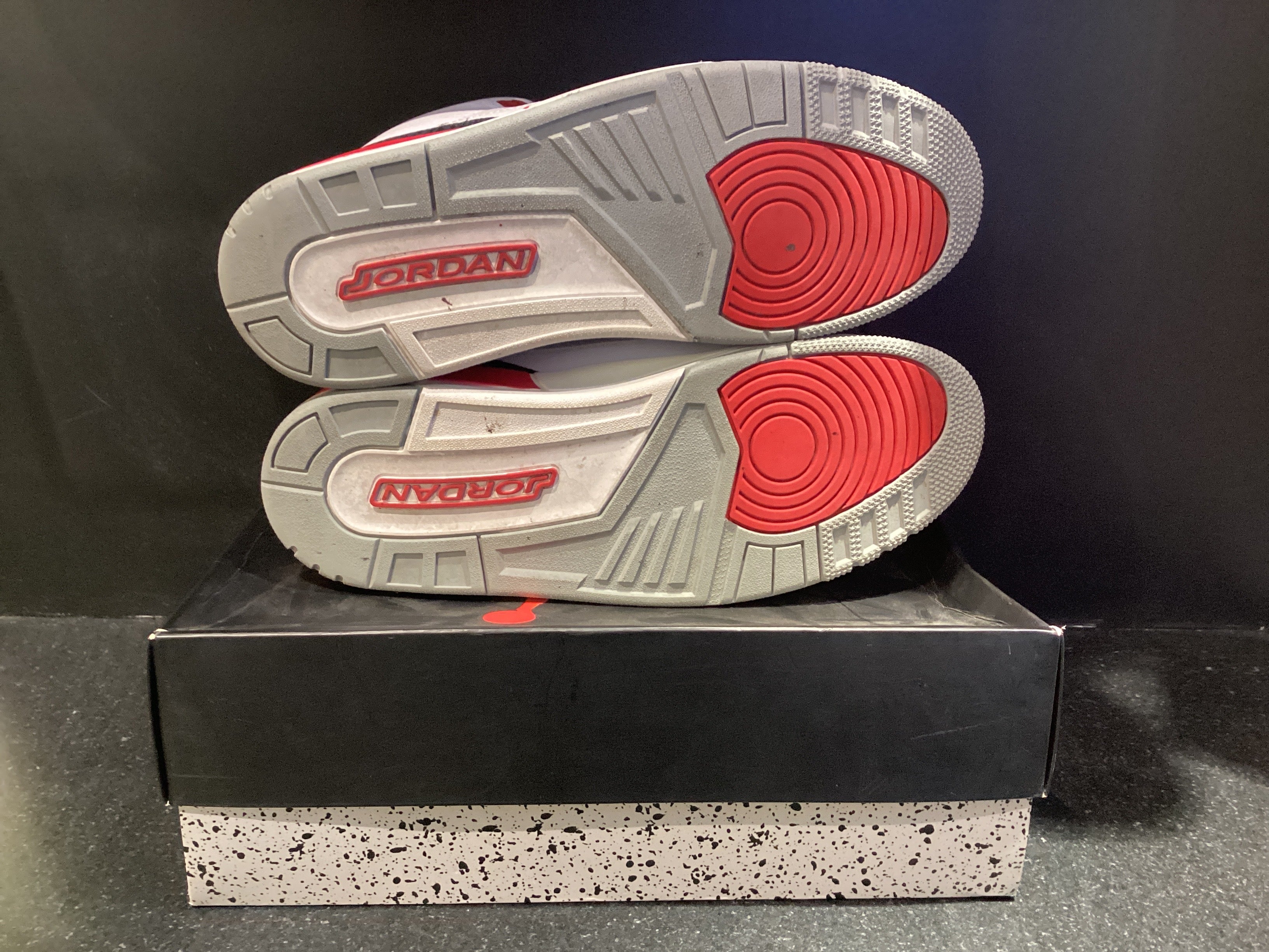 Jordan 3 “Fire Red” (2013) Preowned Size 14