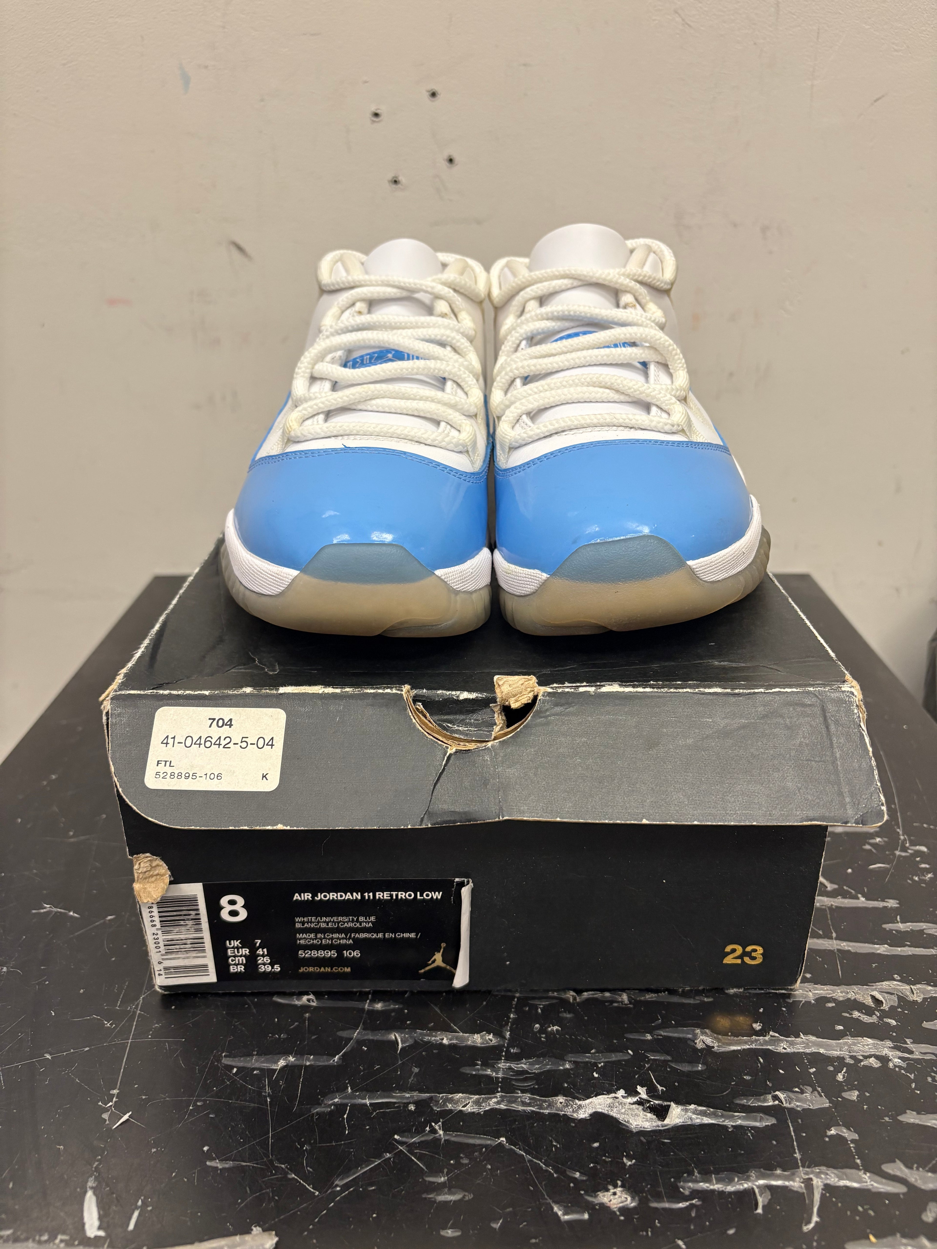 Jordan 11 “University Blue” Size 8 Preowned