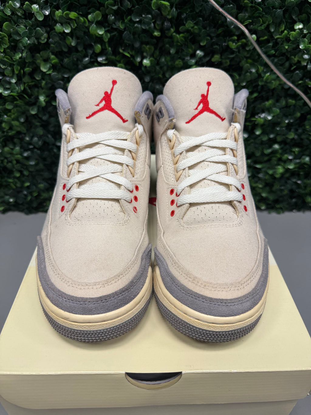 Jordan 3 Retro "Muslin"Size 9 Preowned