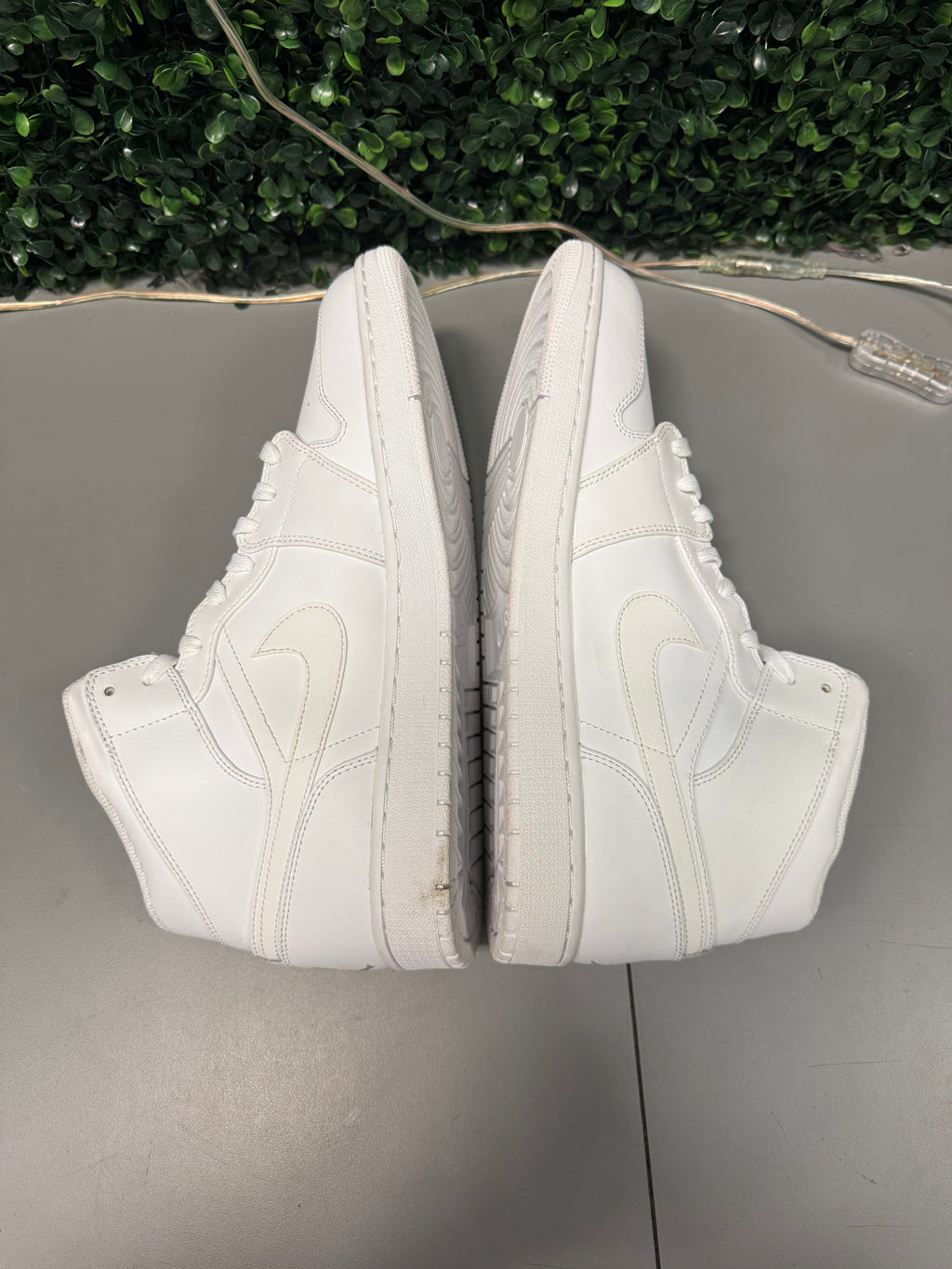 Jordan 1 Mid "Triple White" Size 13 Preowned