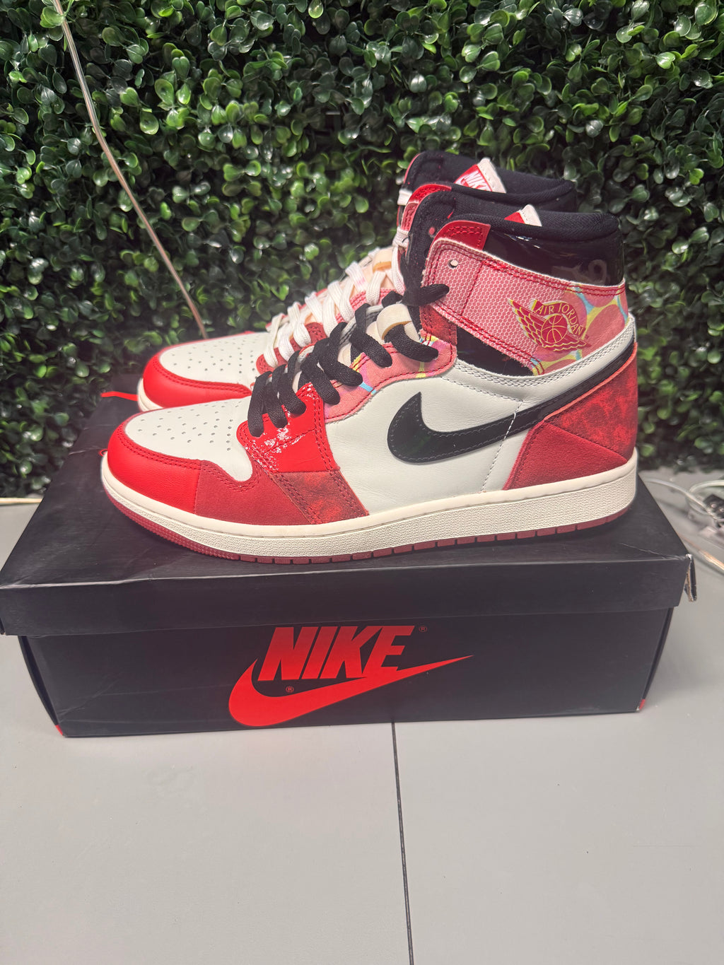 Jordan 1 Retro High OG "Spider-Man Across the Spider-Verse" Size 9.5 Preowned