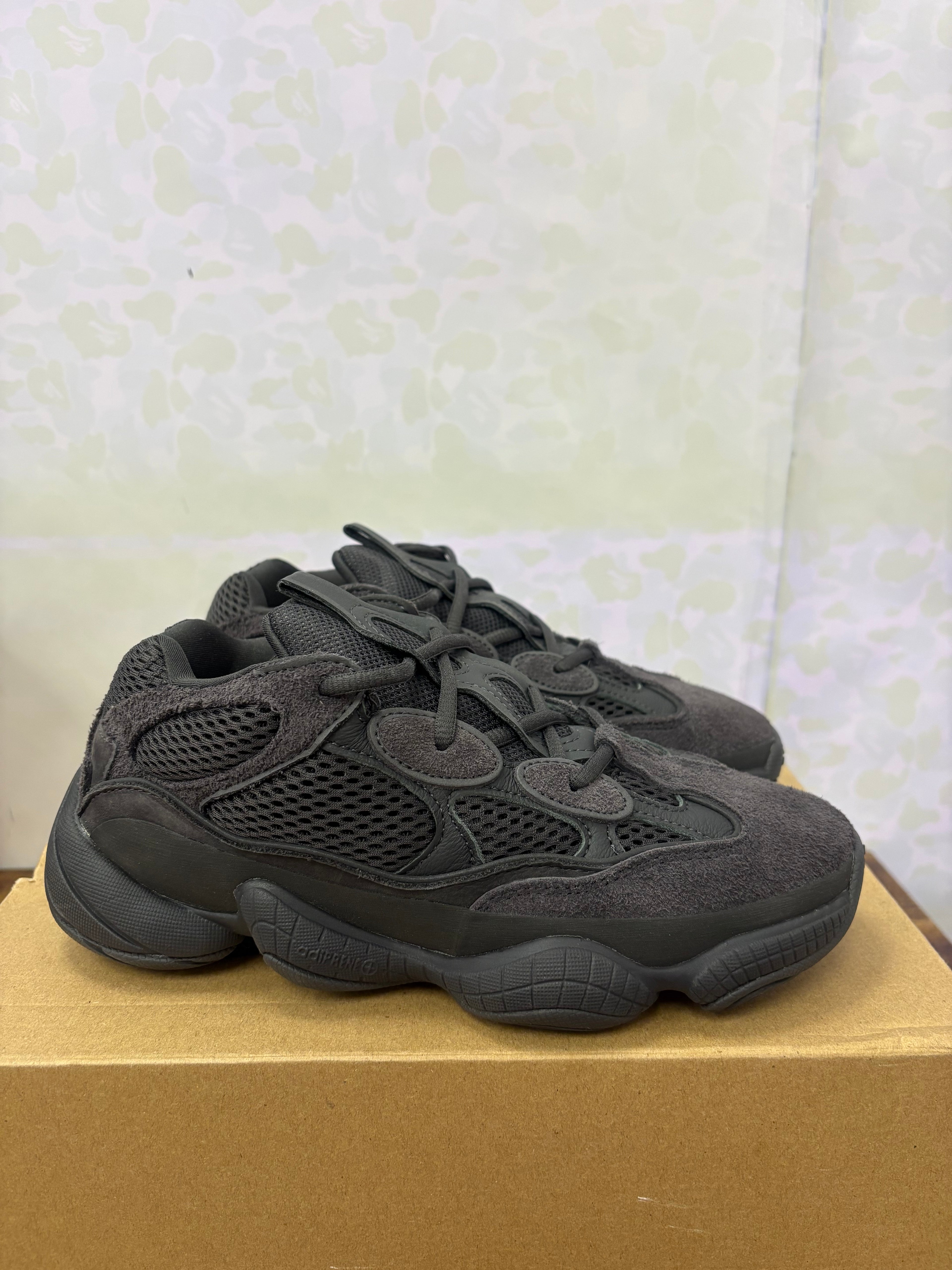 Yeezy 500 “Utility Black” Size 6 Preowned