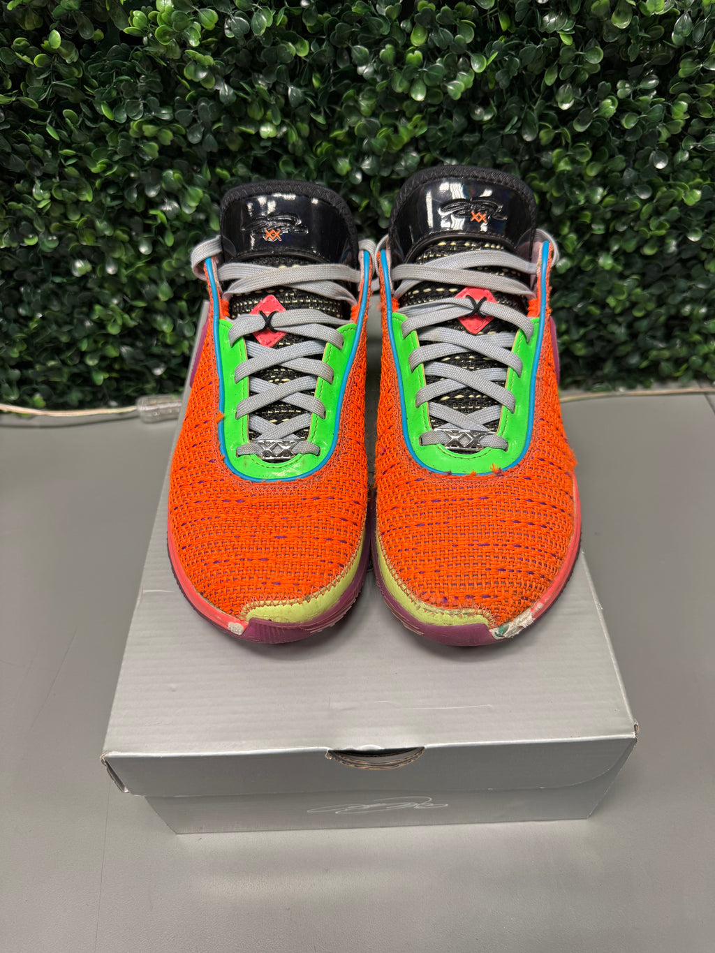 Nike LeBron 20 "Chosen 1" Size 7y Preowned
