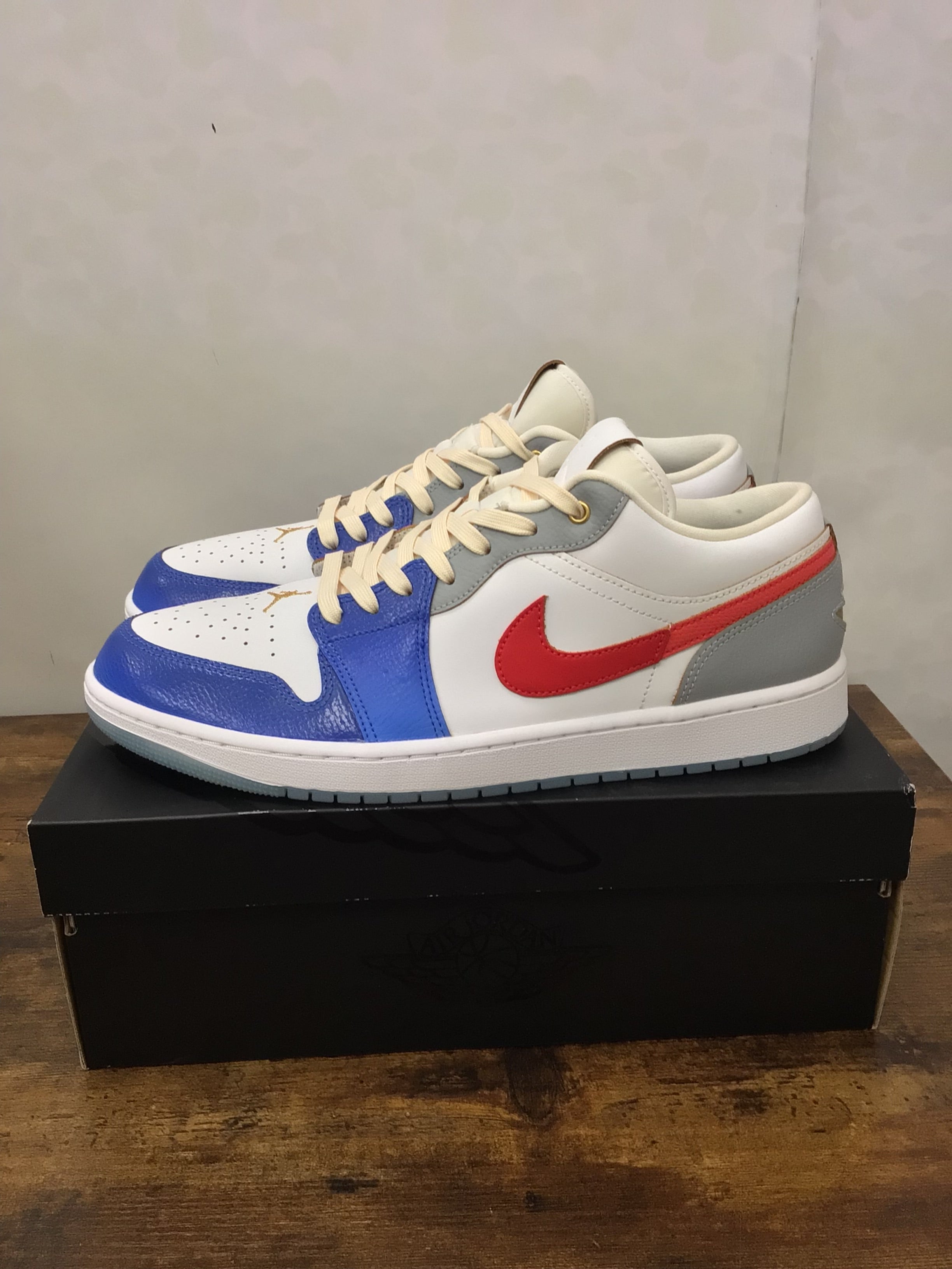 Jordan 1 Low SE “Philippines” Size 13 Preowned