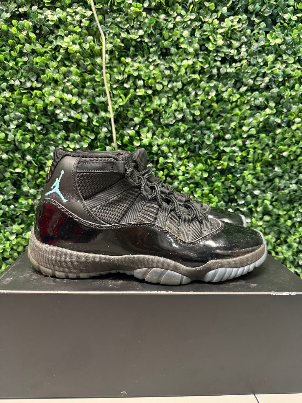 Jordan 11 High "Gamma 2025" Size 10.5 Preowned