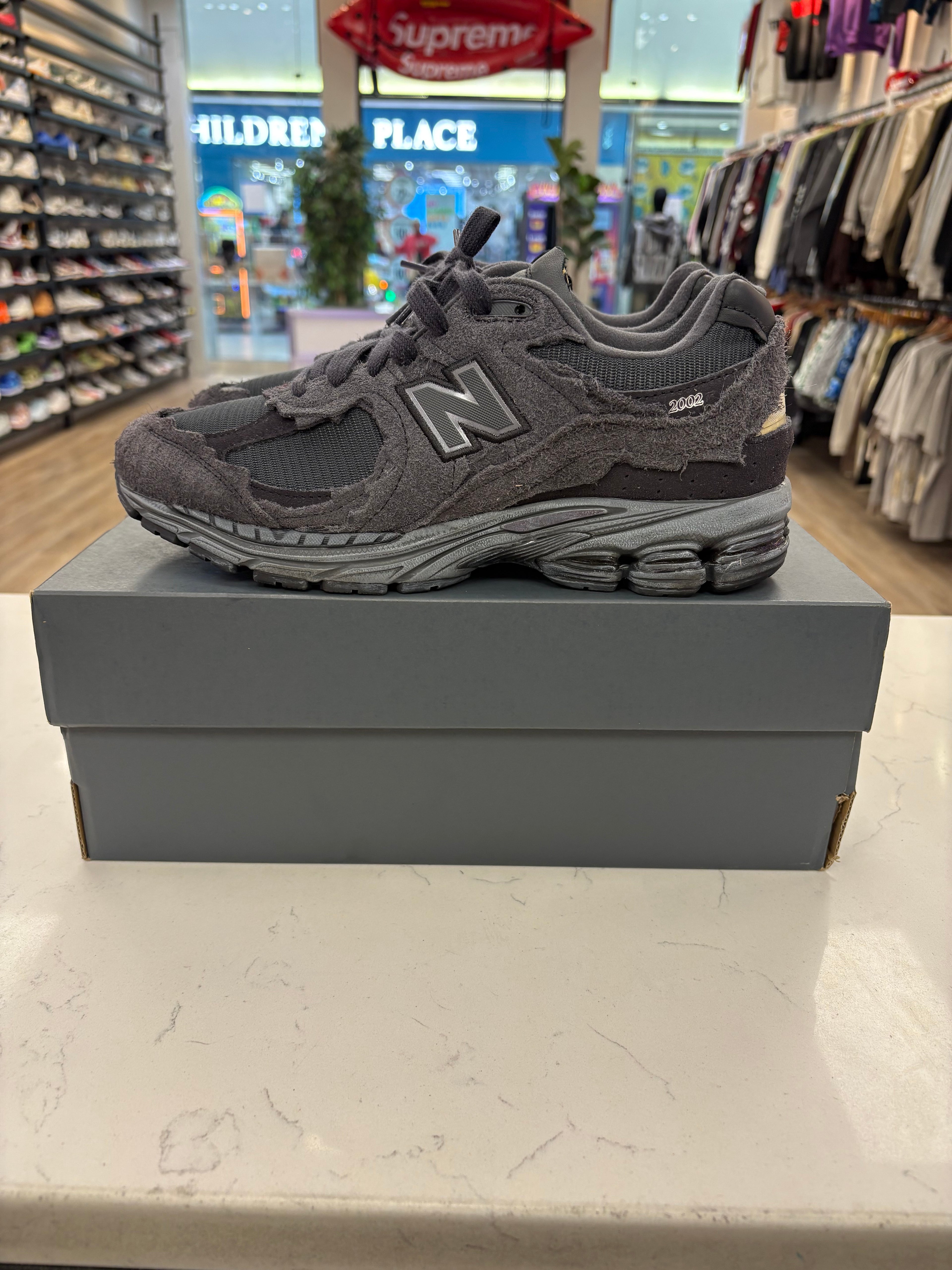 New Balance 2002R “PP Phantom” Preowned Size 8.5