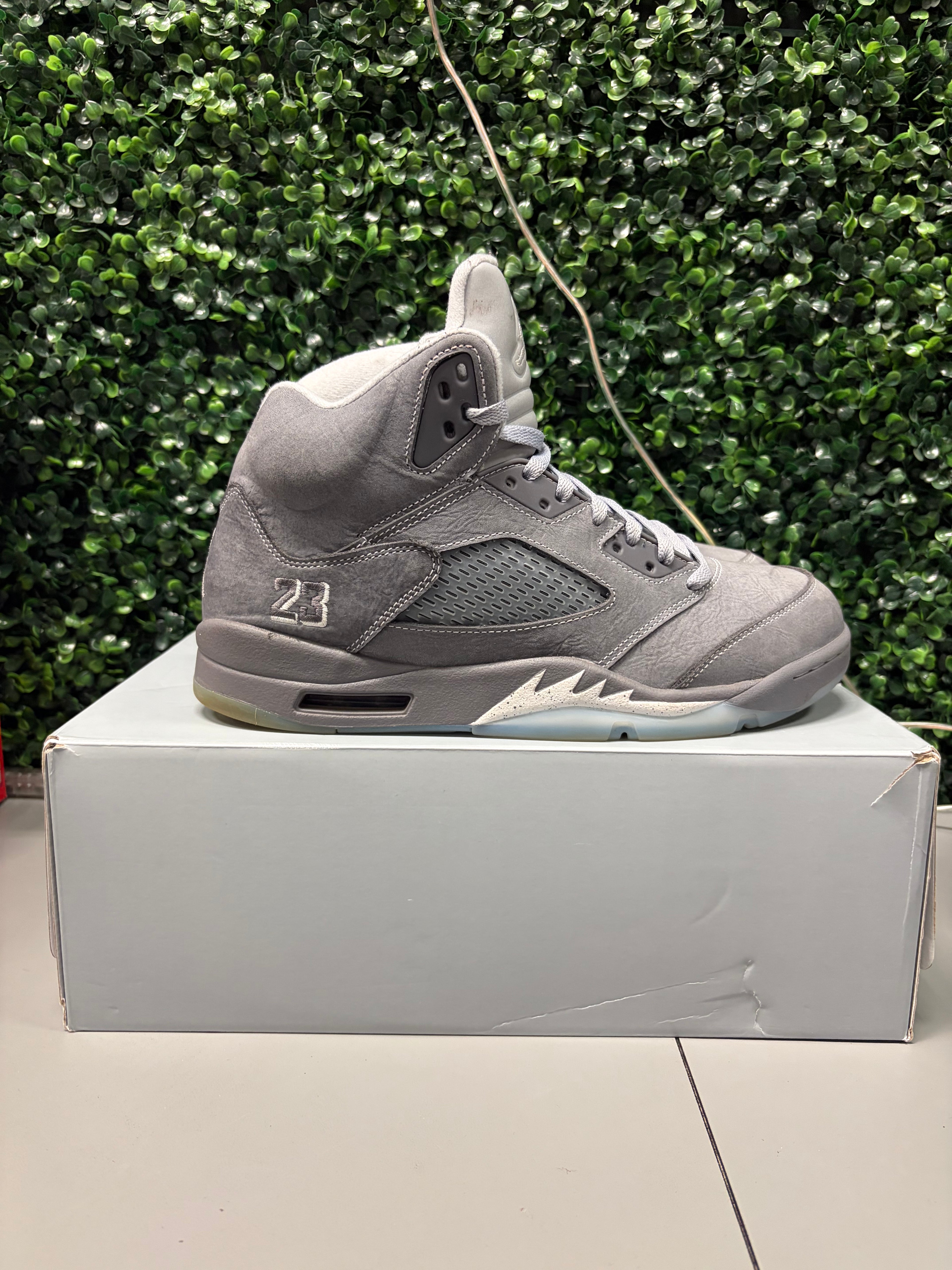 Jordan 5 Retro "Wolf Grey" Size 11.5 Preowned