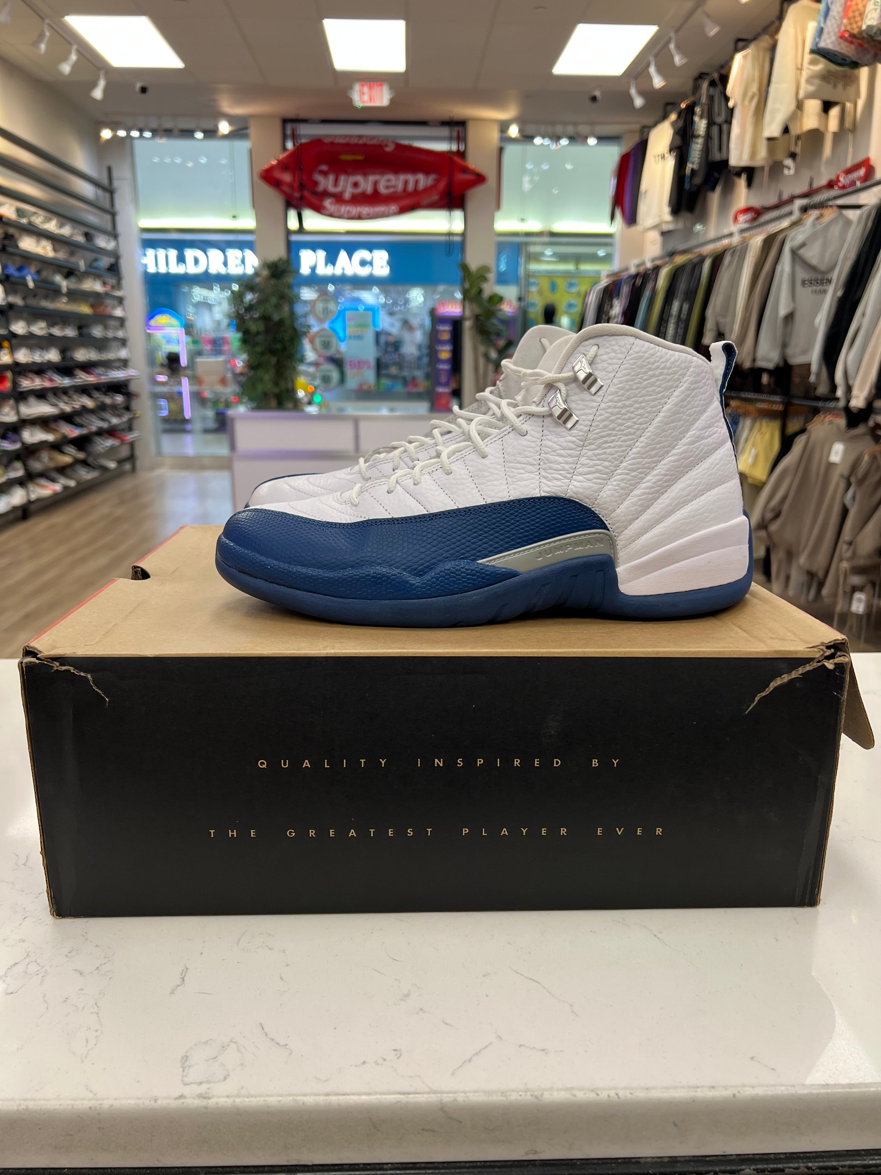 Jordan 12 “French Blue” Size 11M preowned