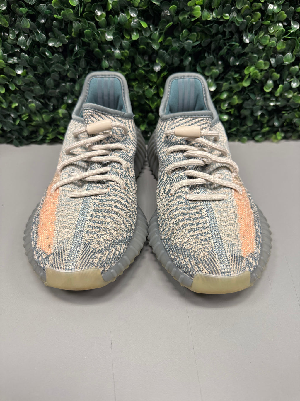Yeezy 350 V2 "Israfil" Size 5.5 Preowned