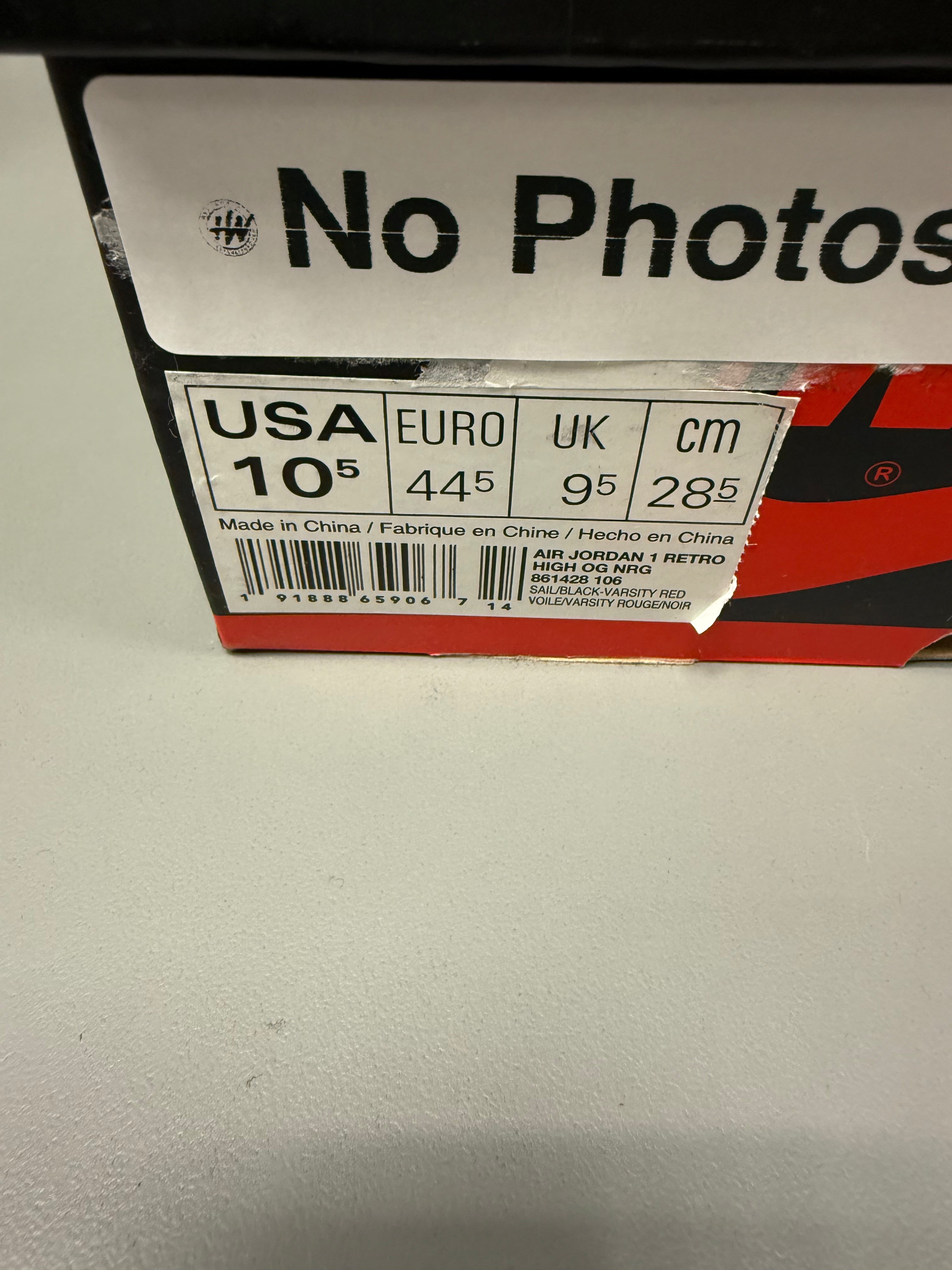 Jordan 1 Retro High "Not for Resale Varsity Red" Size 10.5 Great Condition