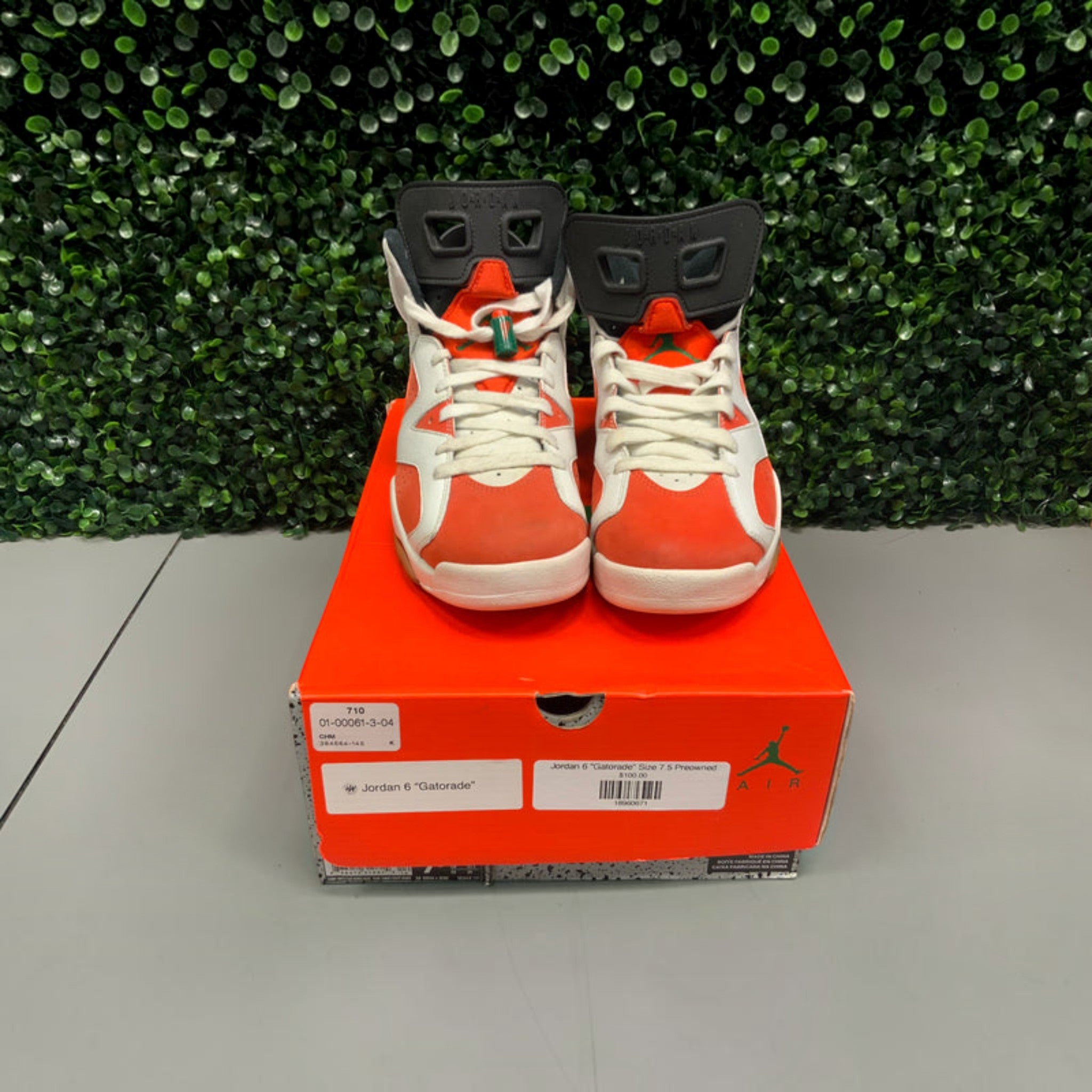 Jordan 6 "Gatorade" Size 7.5M / 9W Preowned