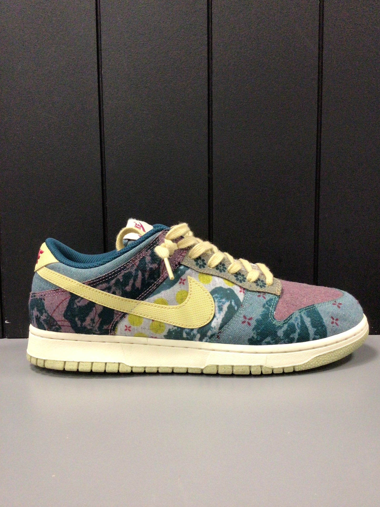 Nike Dunk Low “Community Garden” Size 12.5 Preowned