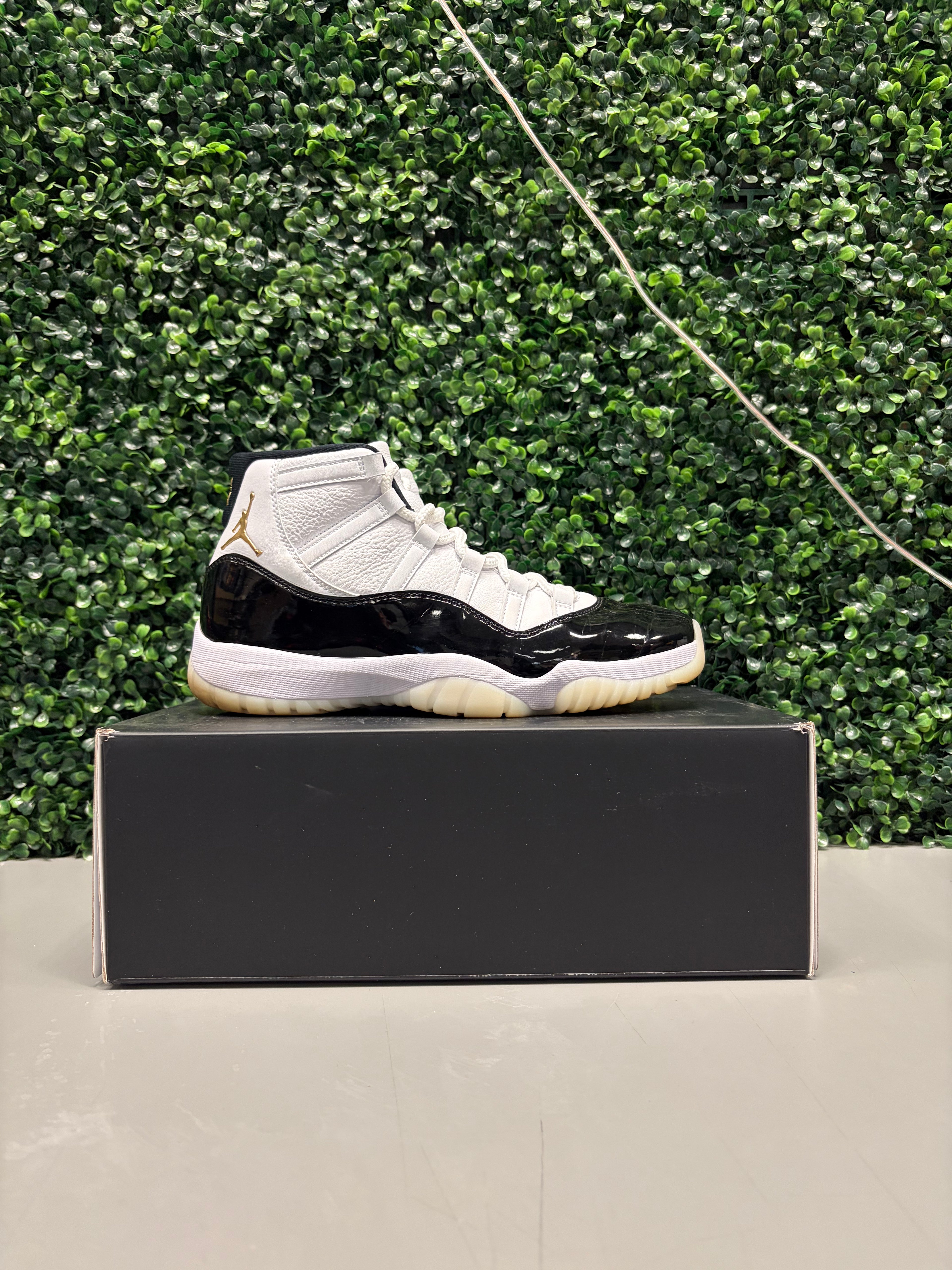 Jordan 11 DMP "Gratitude" Size 10.5 Preowned
