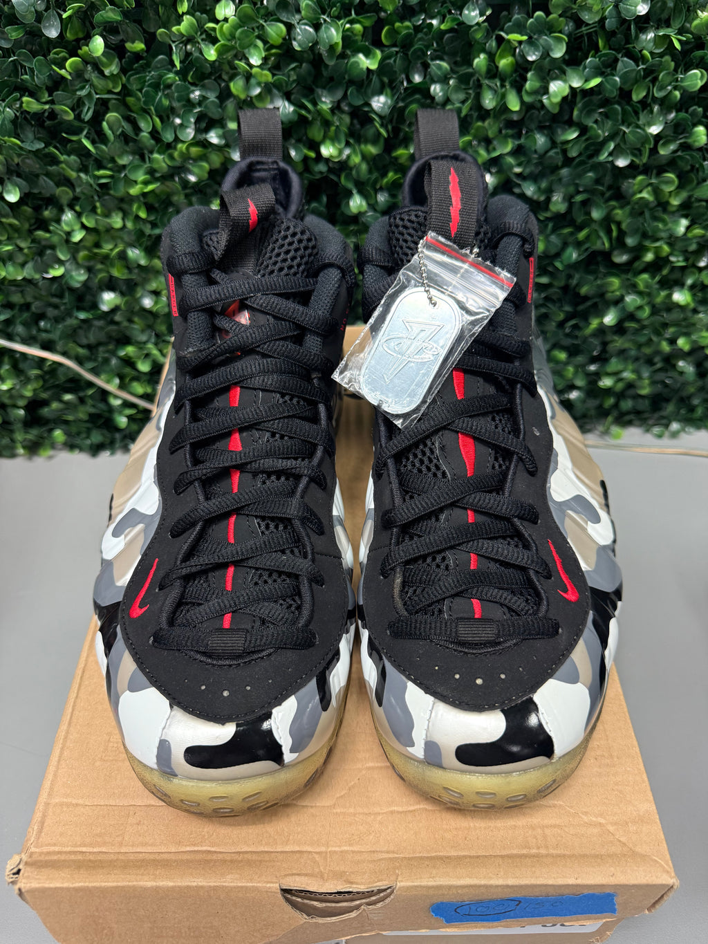 Nike Air Foamposite One “Fighter Jet” Size 10 Preowned